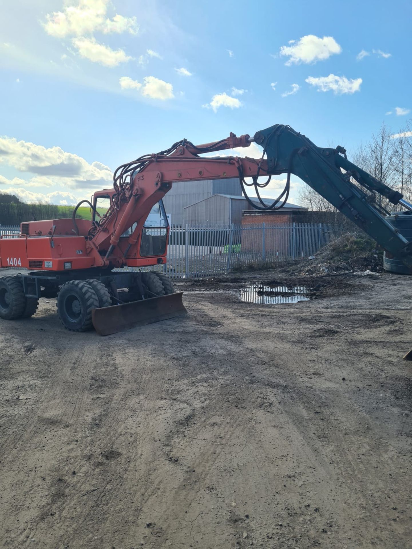 Atlas Rubber tyre excavator 16 ton 4 Cylinder deutz engine with front blad 10426 hours 4wd year 1993 - Image 6 of 14