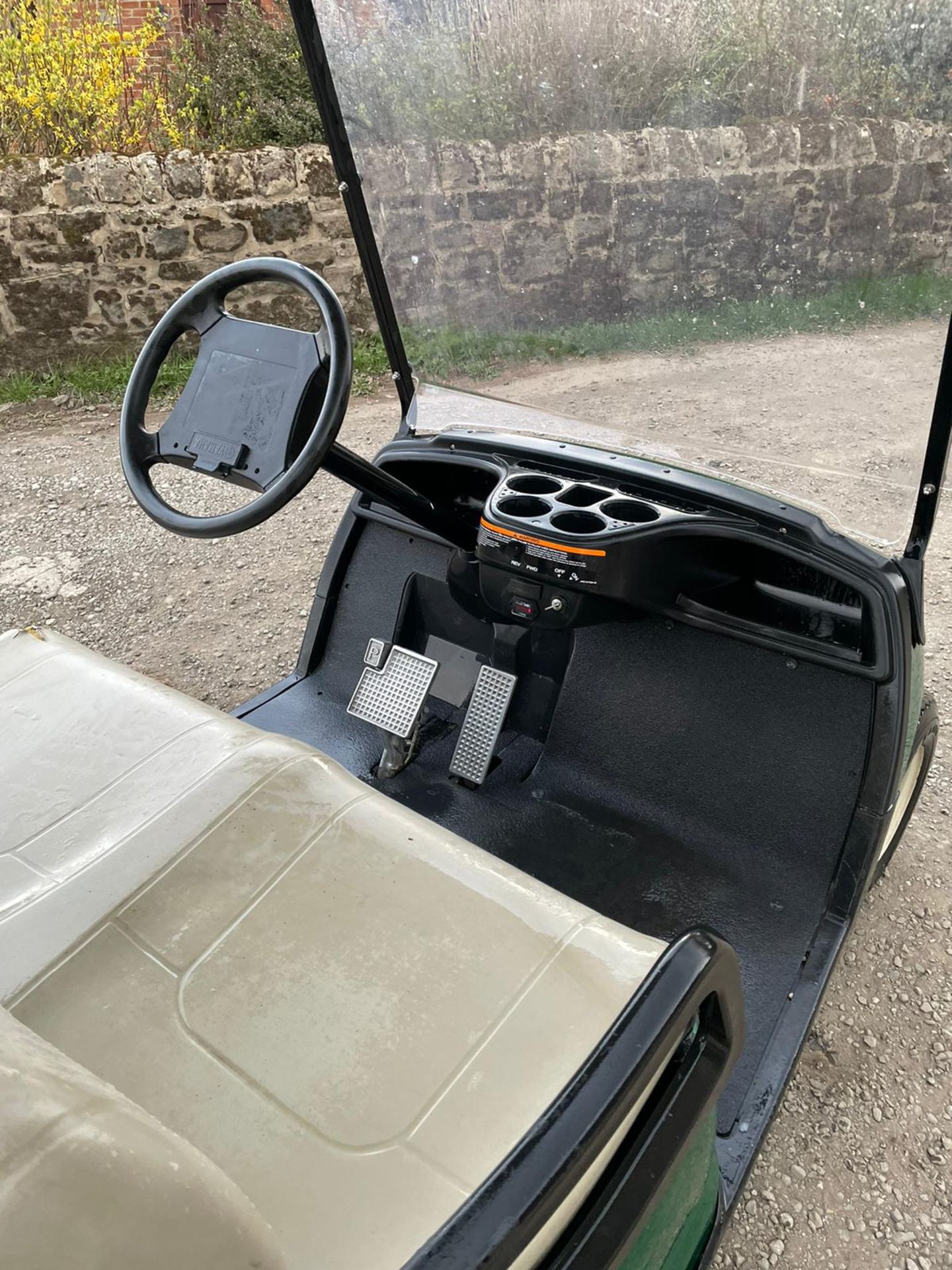 2008 YAMAHA GOLF BUGGY, DRIVE AND WORK OKAY, BATTERY OPERATED, IN GOOD CONDITION *NO VAT* - Image 5 of 5