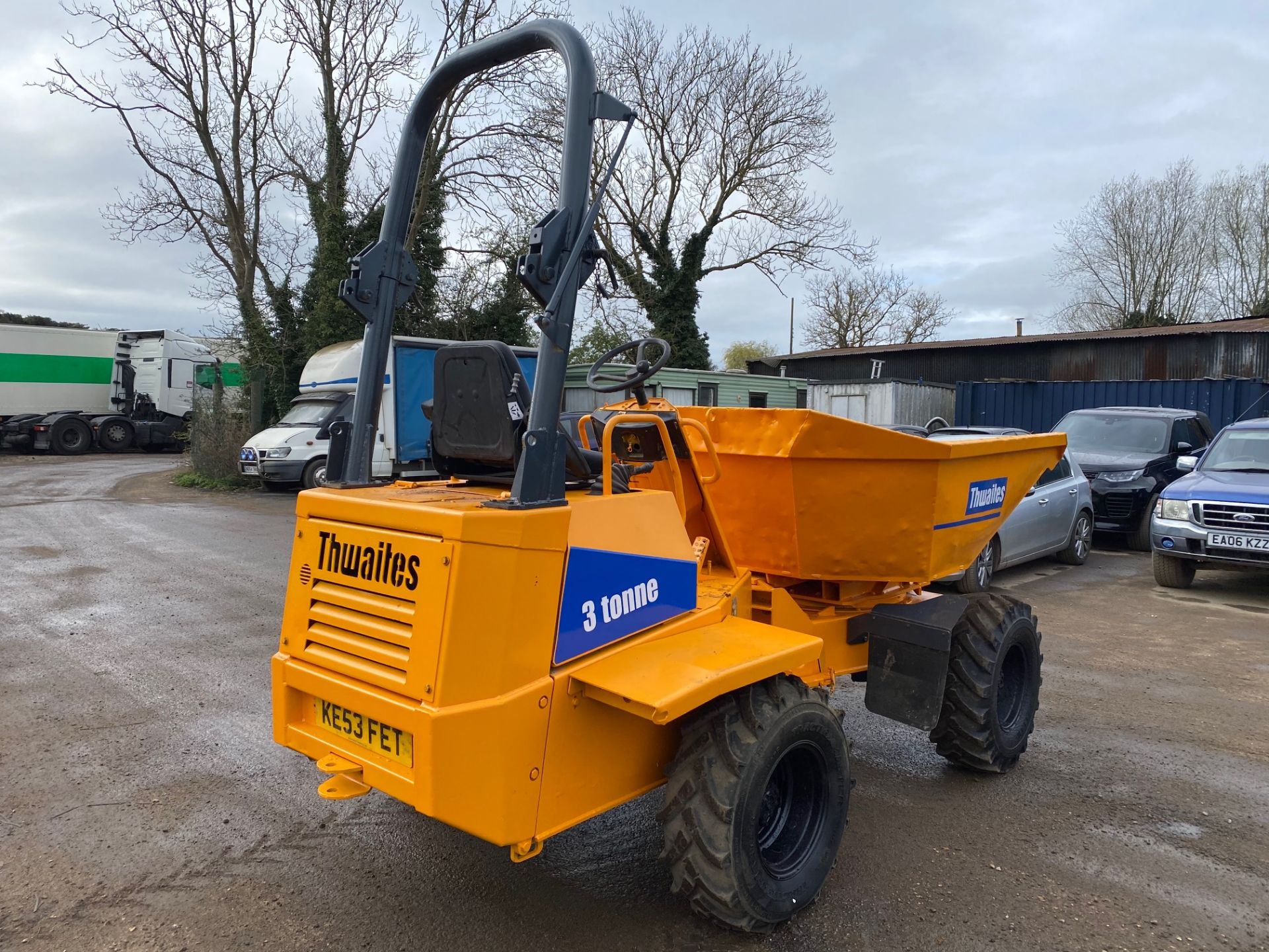 2004 THWAITES 3 TON SWIVEL DUMPER, GOOD TYRES ALL ROUND, 2900 HOURS, GOOD ENGINE *PLUS VAT* - Image 3 of 11