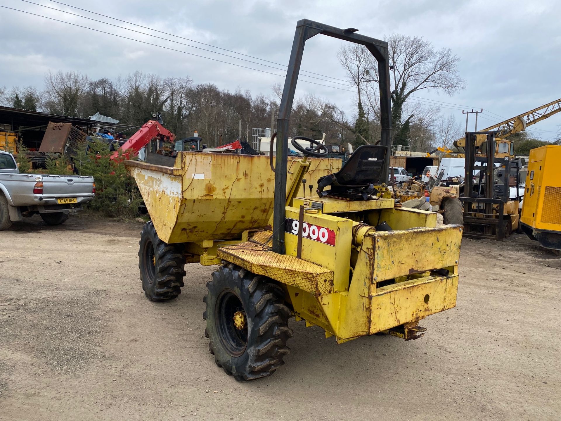 Thwaites 4 ton dumper, 4x4, electric start, Roll bar, 3 cylinder Lister Petter engine - Image 3 of 5