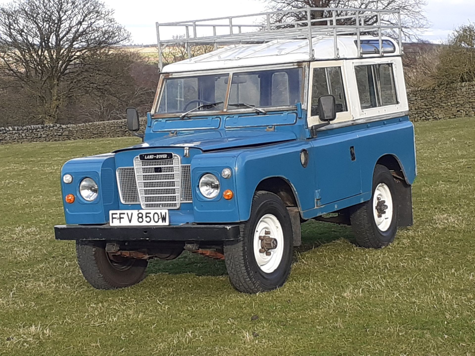 1980 LAND ROVER SERIES III CLASSIC STATION WAGON, TAX AND MOT EXEMPT *NO VAT* - Image 3 of 17