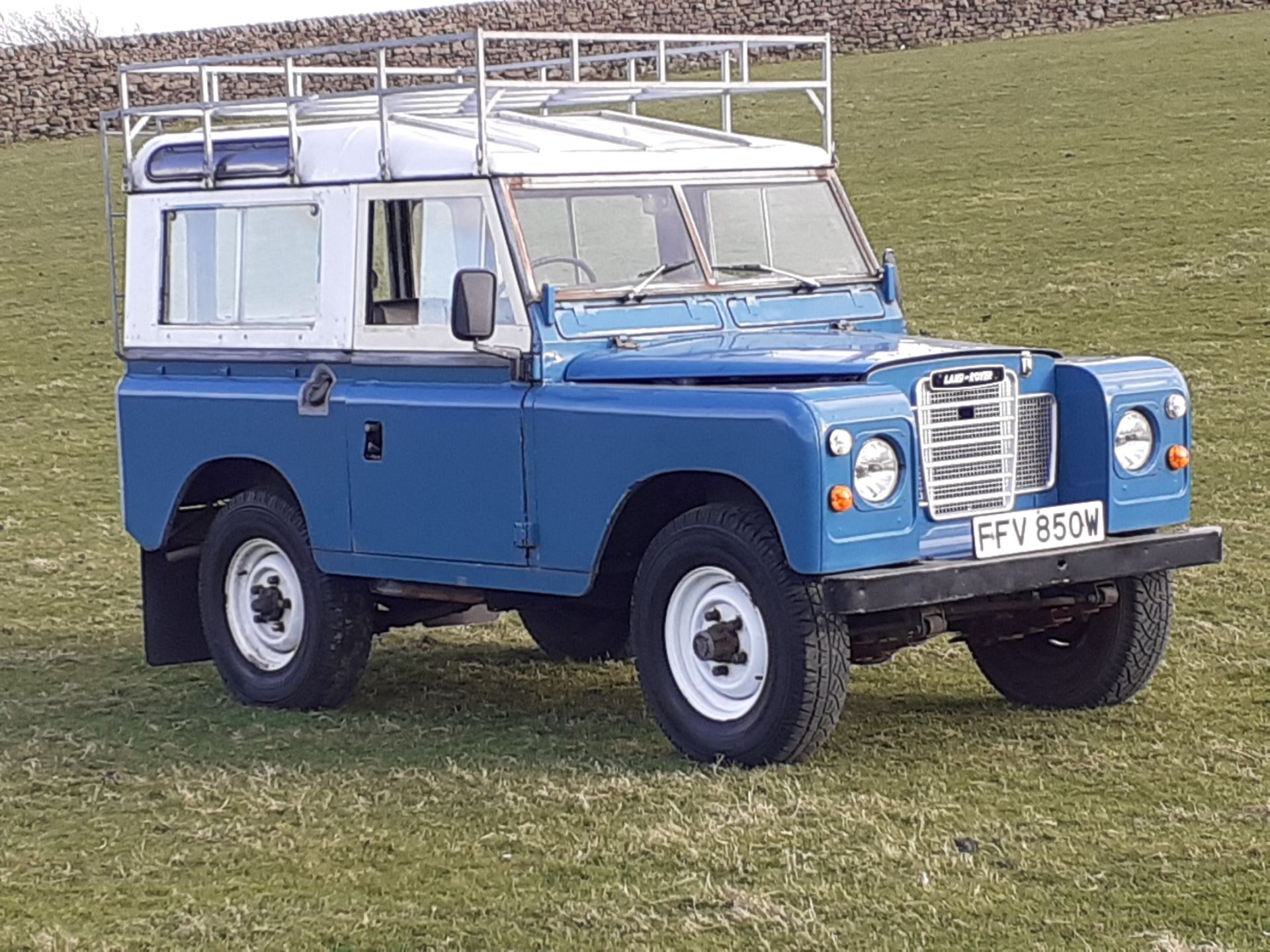 1980 LAND ROVER SERIES III CLASSIC STATION WAGON, TAX AND MOT EXEMPT *NO VAT* - Image 8 of 17