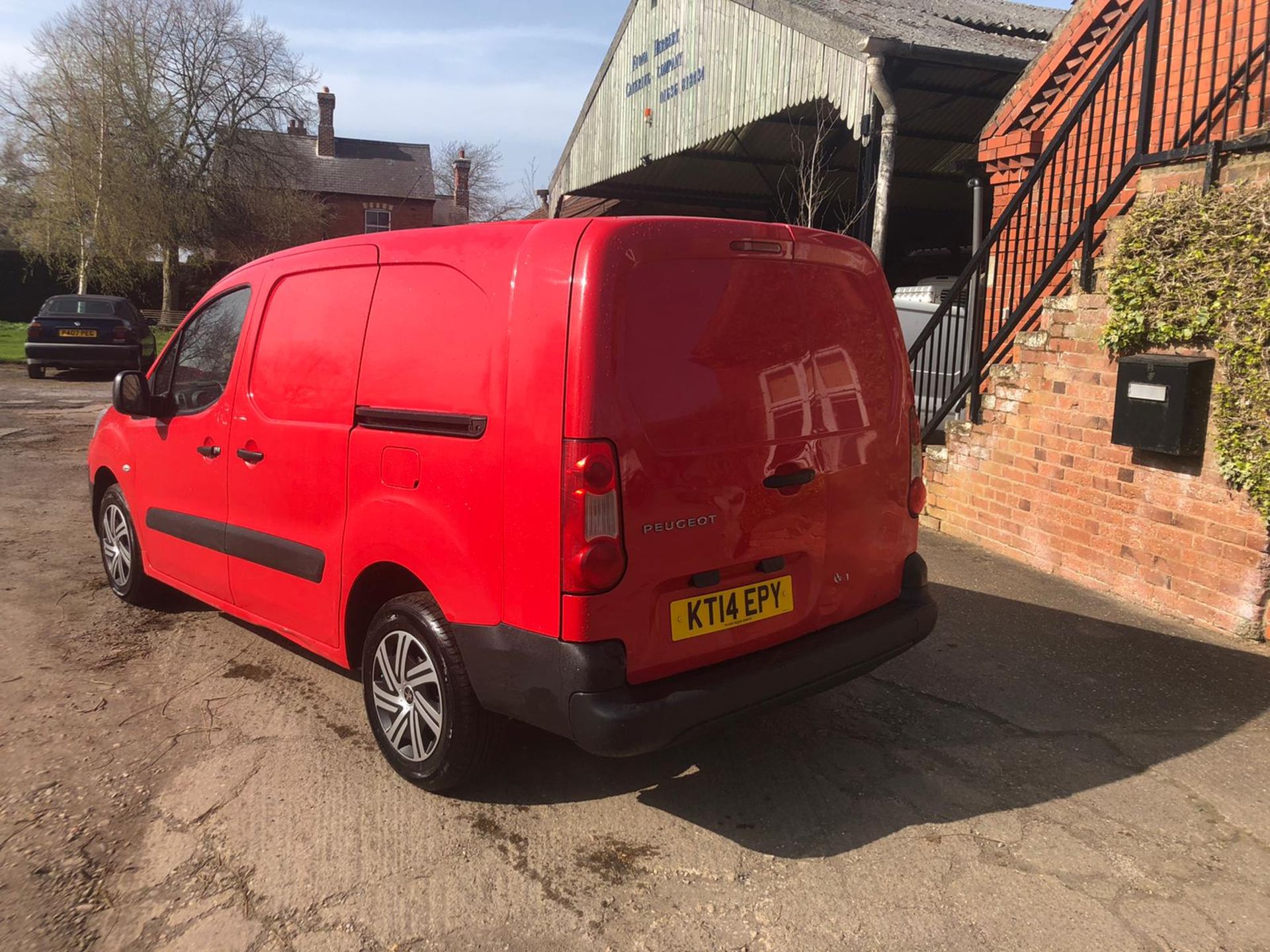 2014/14 REG PEUGEOT PARTNER 750 S L2 HDI 1.6 DIESEL PANEL VAN, SHOWING 0 FORMER KEEPERS *PLUS VAT* - Image 5 of 12