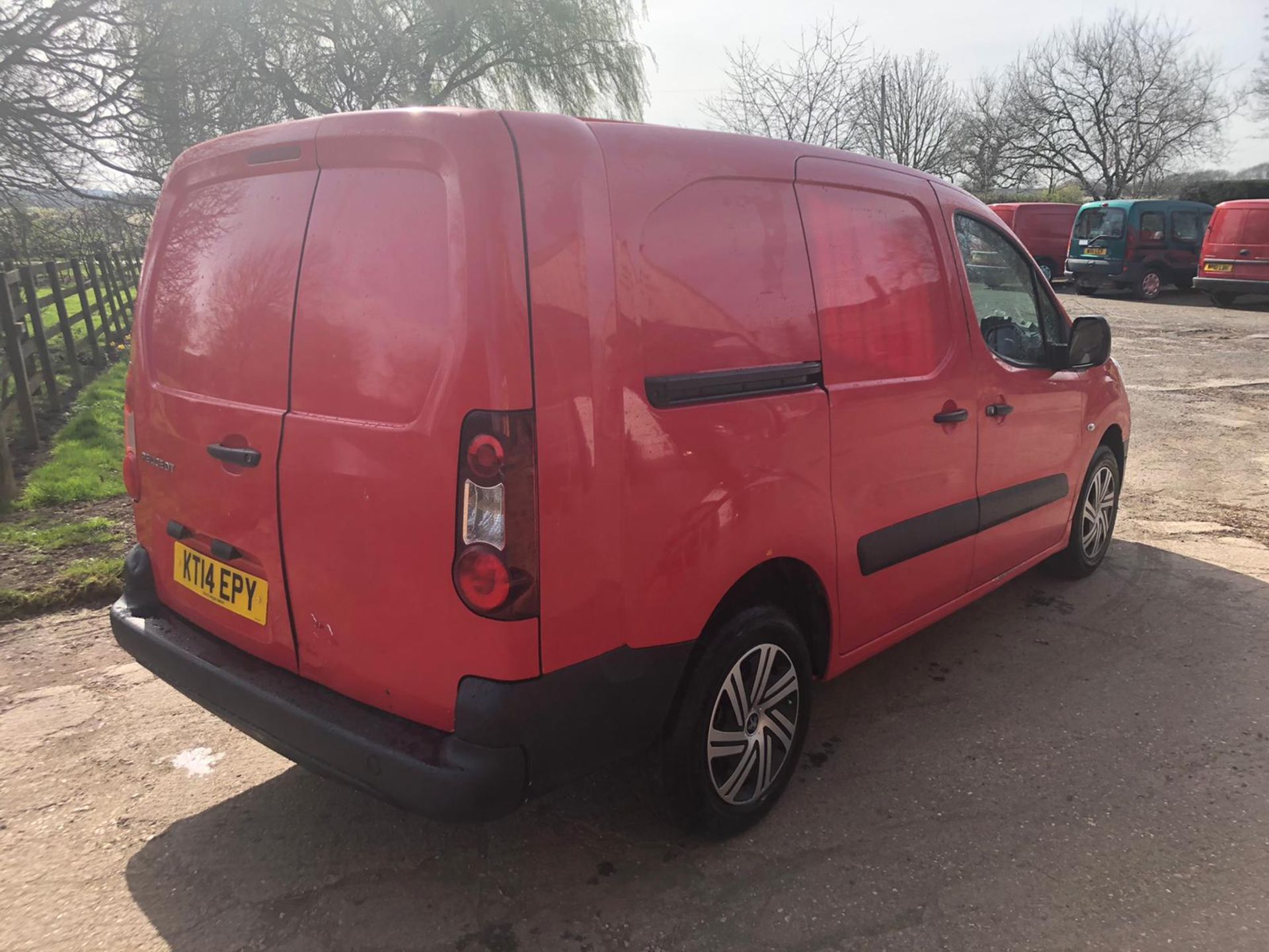 2014/14 REG PEUGEOT PARTNER 750 S L2 HDI 1.6 DIESEL PANEL VAN, SHOWING 0 FORMER KEEPERS *PLUS VAT* - Image 7 of 12