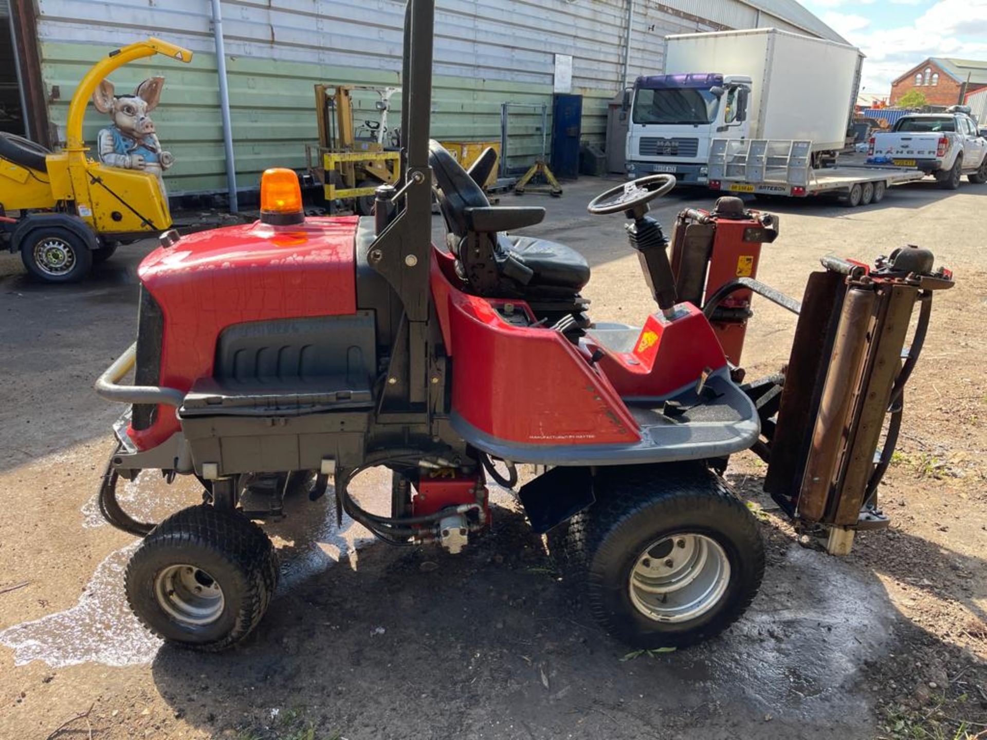 2012 HAYTER/TORO CYLINDER MOWER *PLUS VAT* - Image 3 of 10