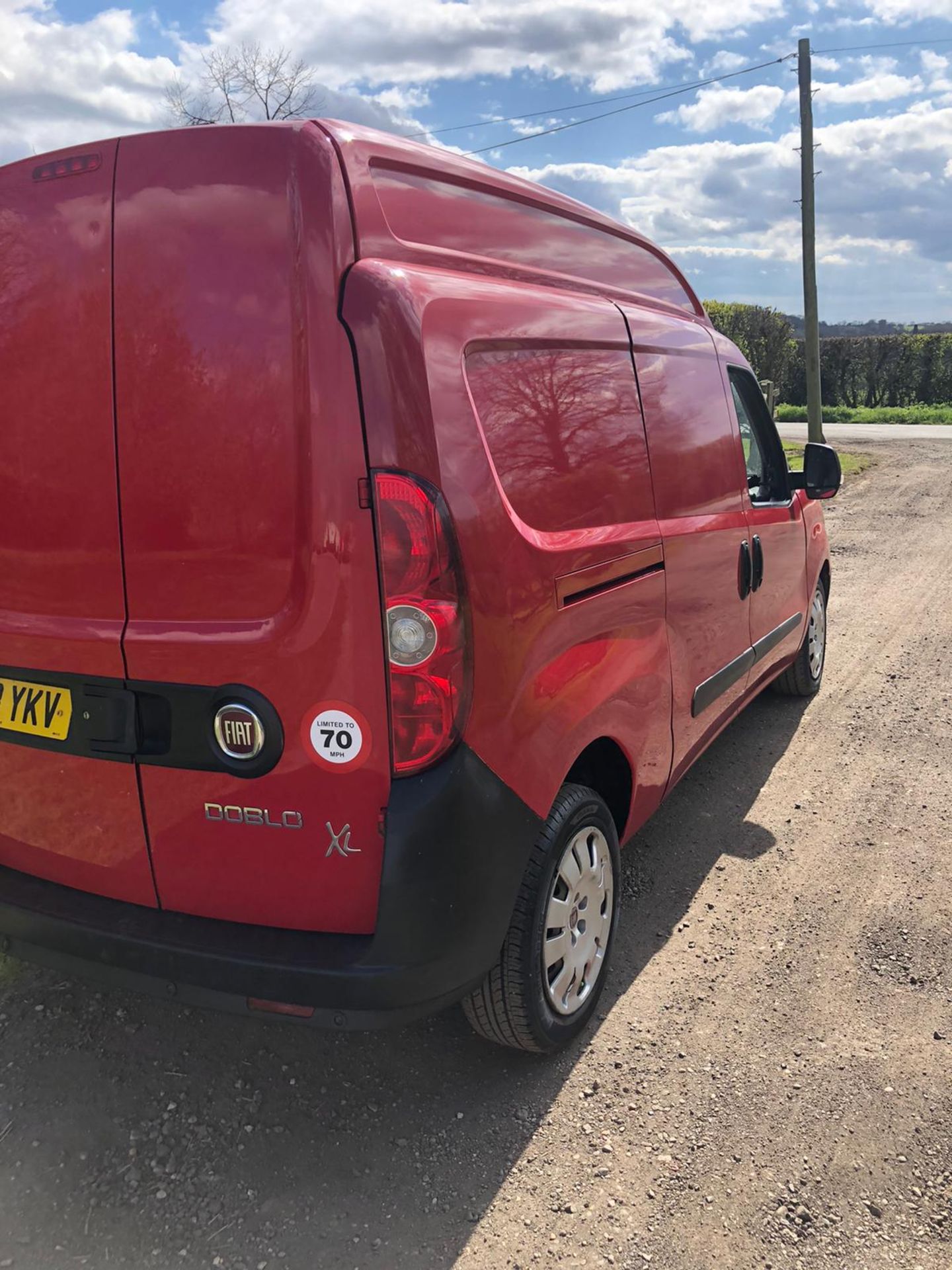 2013 FIAT DOBLO 16V XL MULTIJET LWB, RED PANEL VAN, 1.6 DIESEL ENGINE *NO VAT* - Image 5 of 11