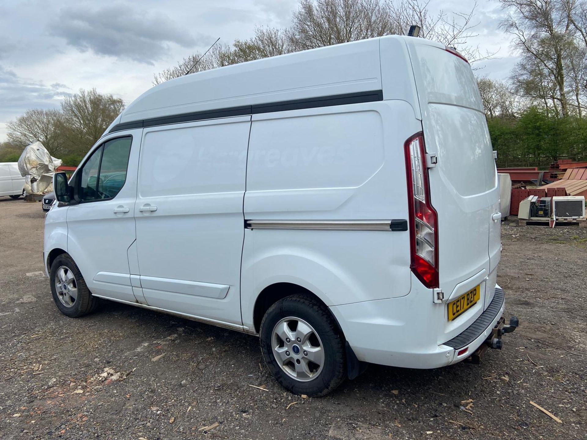 2017 FORD TRANSIT CUSTOM 310 LIMITED SPEC, L1H2 MODEL, 2.0 DIESEL ENGINE *PLUS VAT* - Image 6 of 11