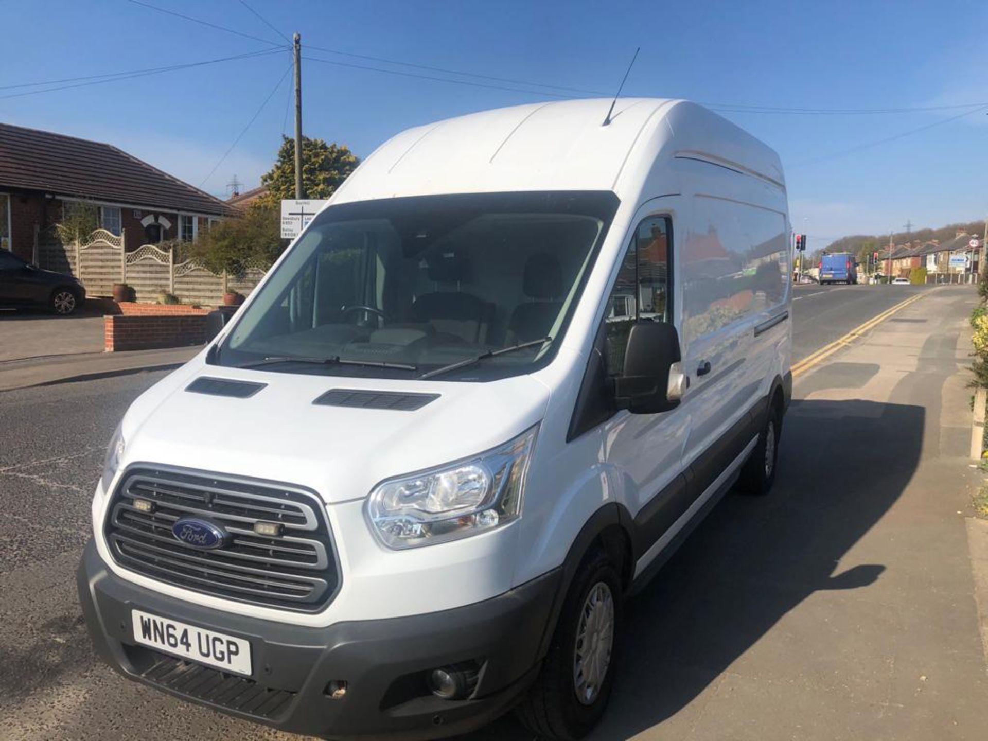 MT- 2014/64 REG FORD TRANSIT 350 TREND AIR CON 2.2 DIESEL WHITE PANEL VAN, REAL CLEAN, STRAIGHT - Image 3 of 22