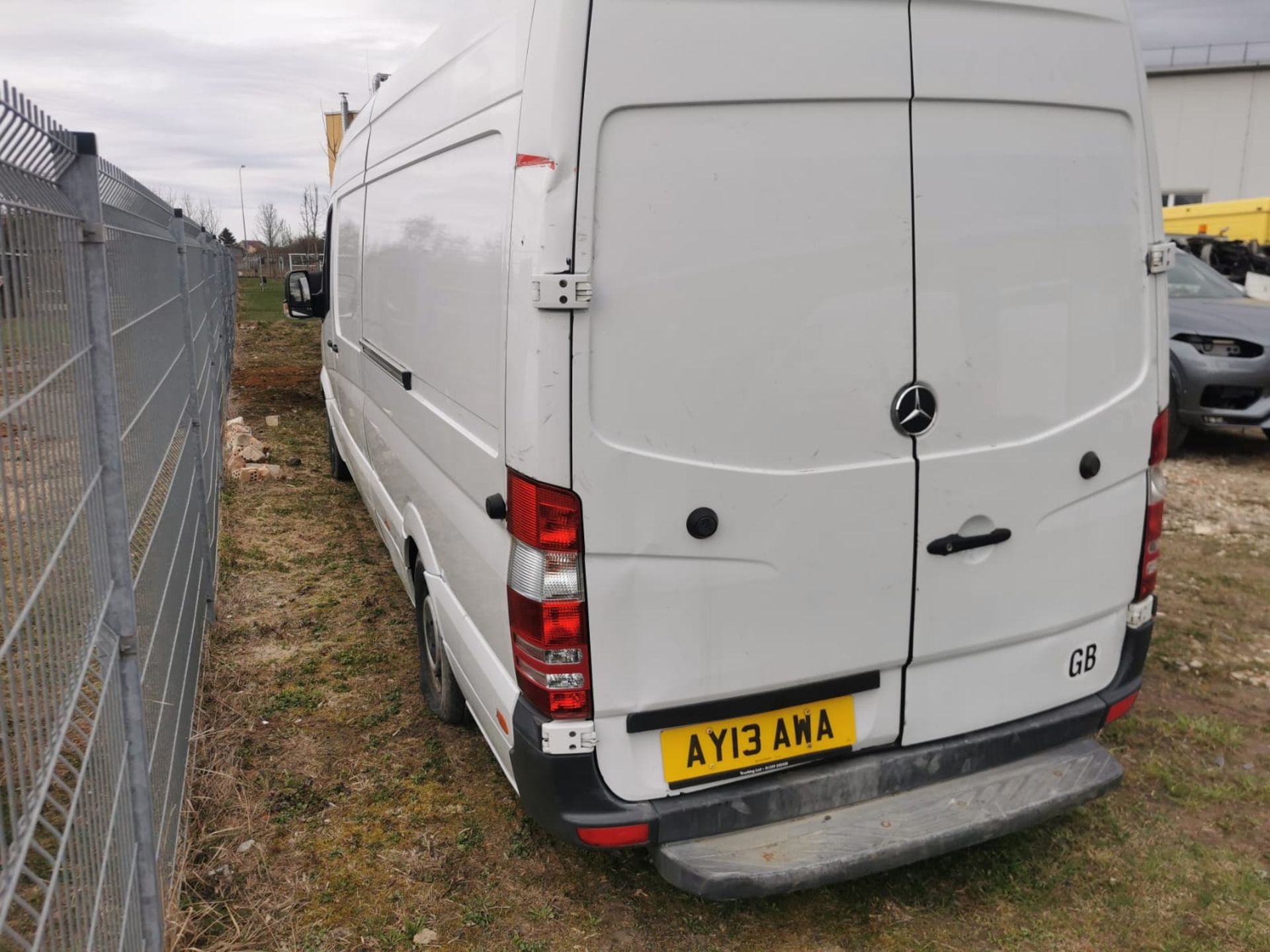 2013 MERCEDES-BENZ SPRINTER 313 CDI PANEL VAN, DIESEL ENGINE, SHOWING 2 PREVIOUS KEEPERS *NO VAT* - Image 4 of 10