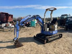 HANIX NAGANO N&B15 MINI DIGGER, RUNS DRIVES AND DIGS, 3 PIECE BOOM, GOOD SET OF TRACKS *PLUS VAT*