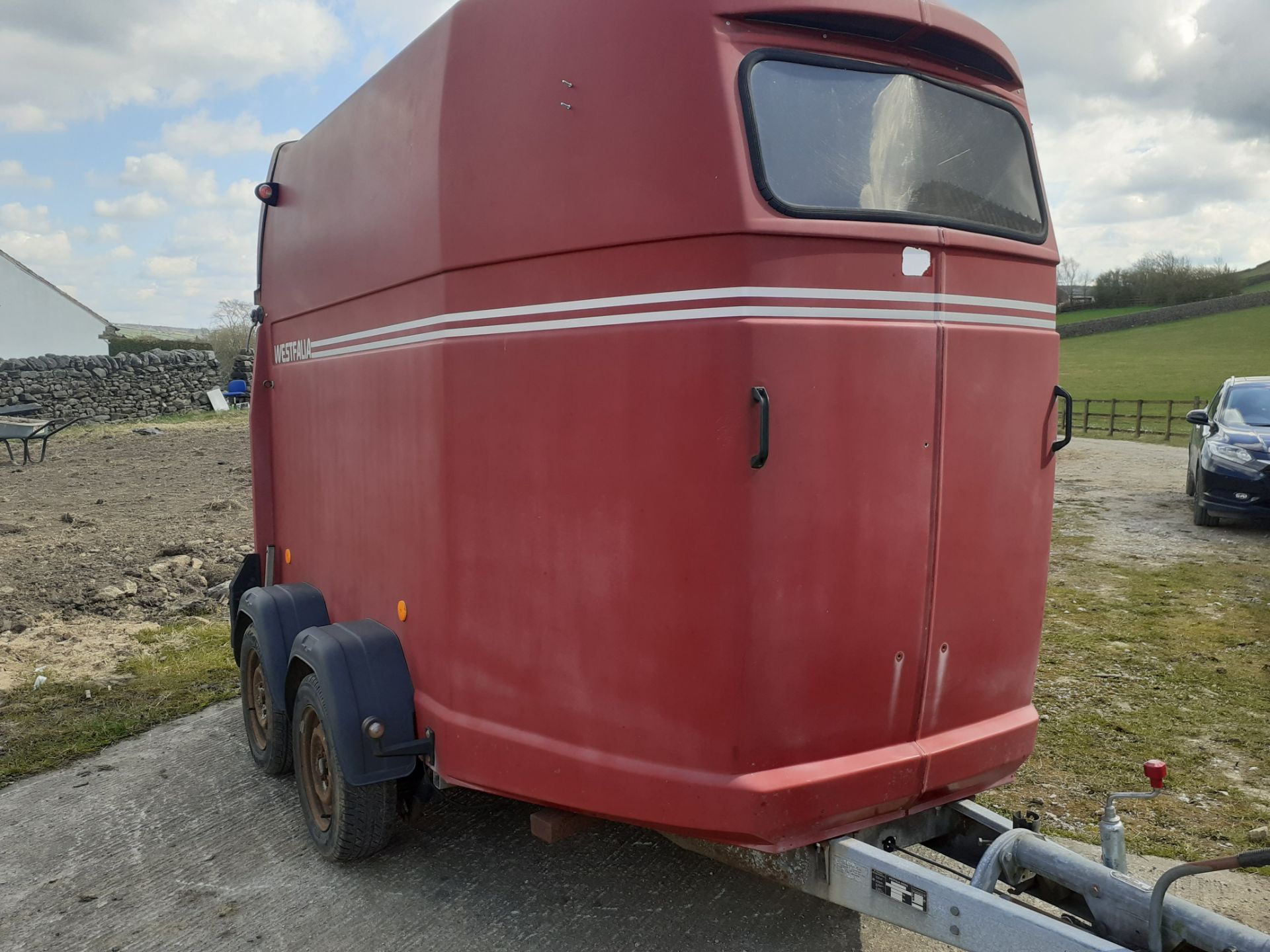 VERY RARE WESTFALIA HORSEBOX TRAILER, MADE IN GERMANY, TOWS AS IT SHOULD *NO VAT* - Image 3 of 4