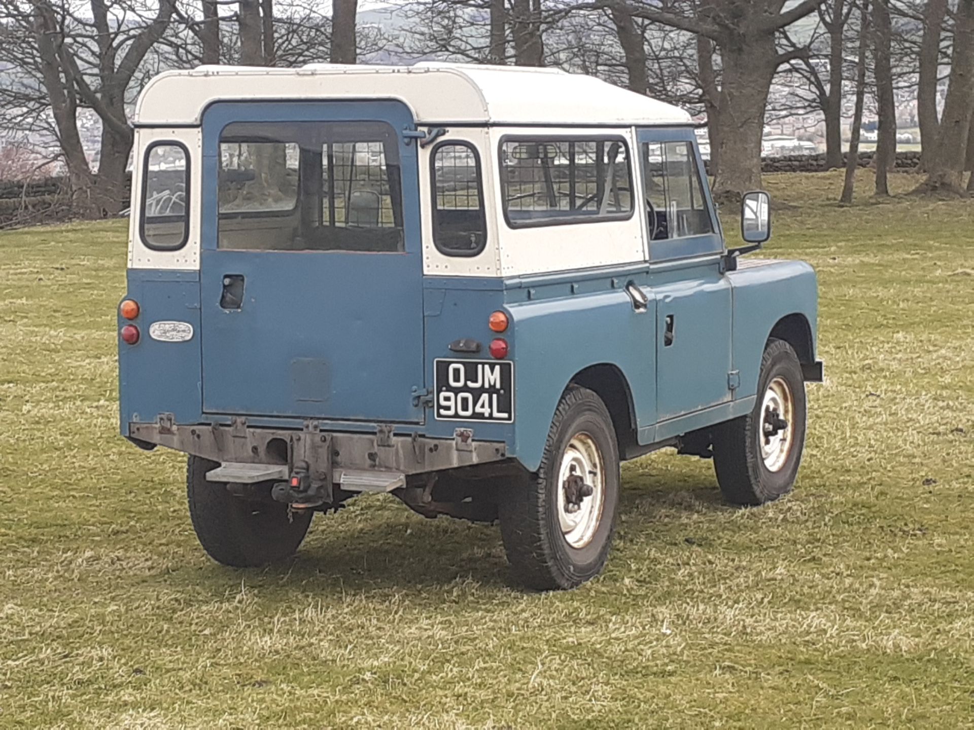 1972 LAND ROVER 88" - 4 CYL 2.5 DIESEL NATURALLY ASPIRATED, DRIVES AS IT SHOULD, WONDERFUL PATINA - Image 8 of 15