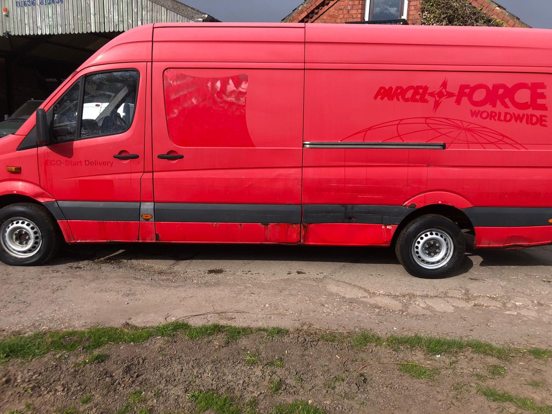 2009 MERCEDES SPRINTER 311 CDI LWB, RED PANEL VAN, SHOWING 0 PREVIOUS KEEPERS *PLUS VAT* - Image 2 of 11