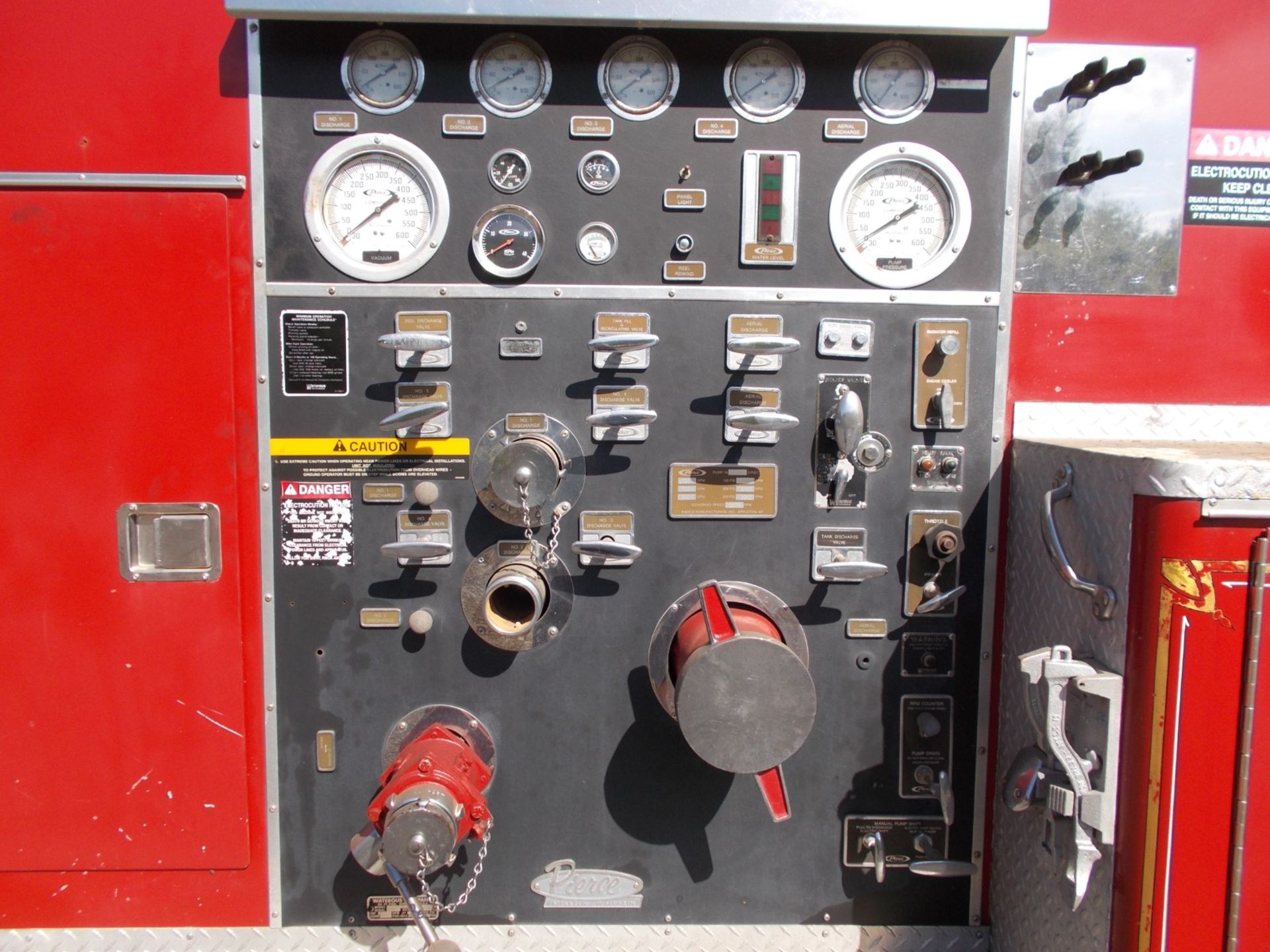 1978 HENDRICKSON 871-LPS SNORKEL FIRE TRUCK, U.S. IMPORT, 7.0 LITRE DETROIT DIESEL ENGINE *PLUS VAT* - Image 15 of 22