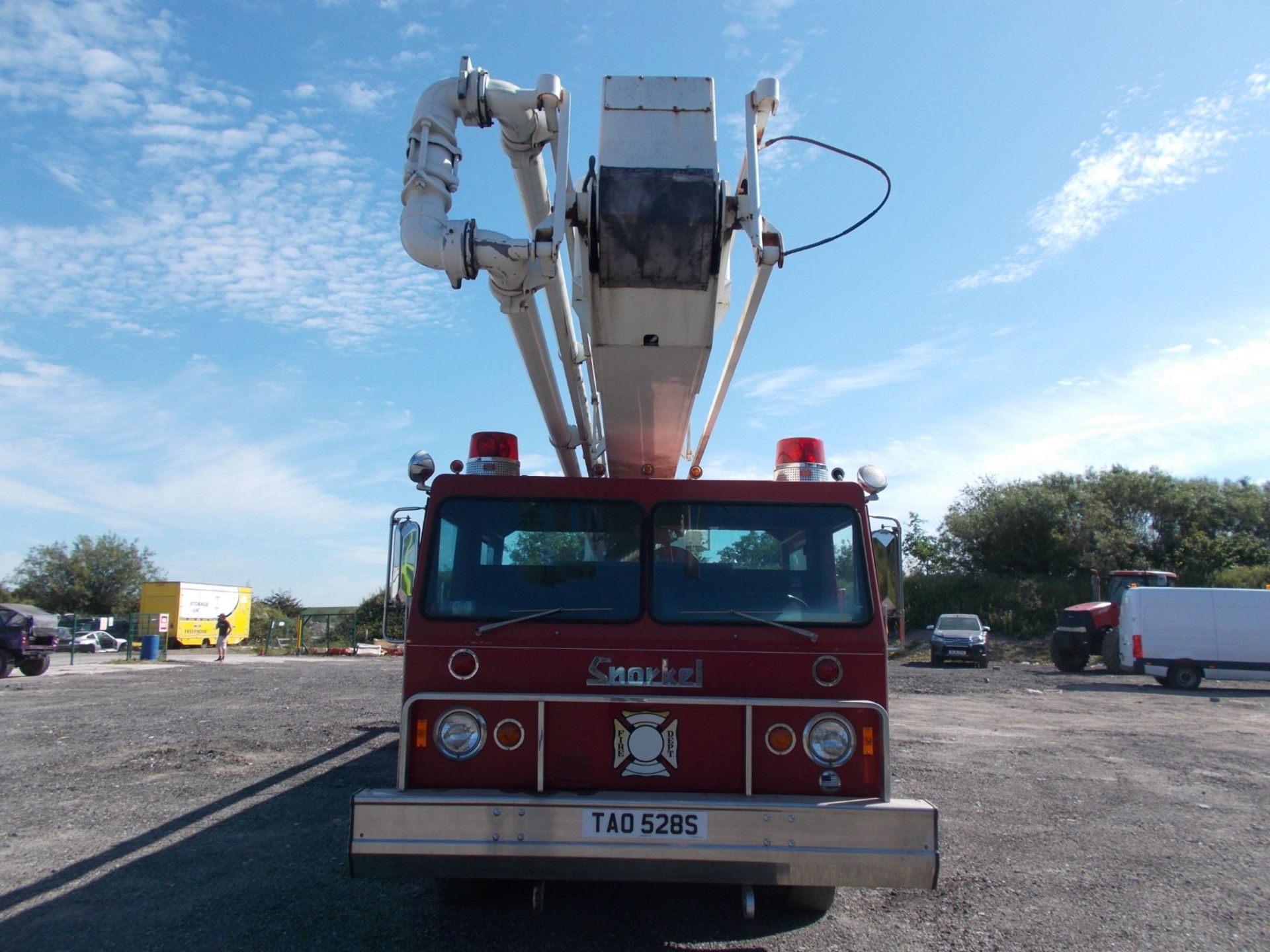 1978 HENDRICKSON 871-LPS SNORKEL FIRE TRUCK, U.S. IMPORT, 7.0 LITRE DETROIT DIESEL ENGINE *PLUS VAT* - Image 8 of 22