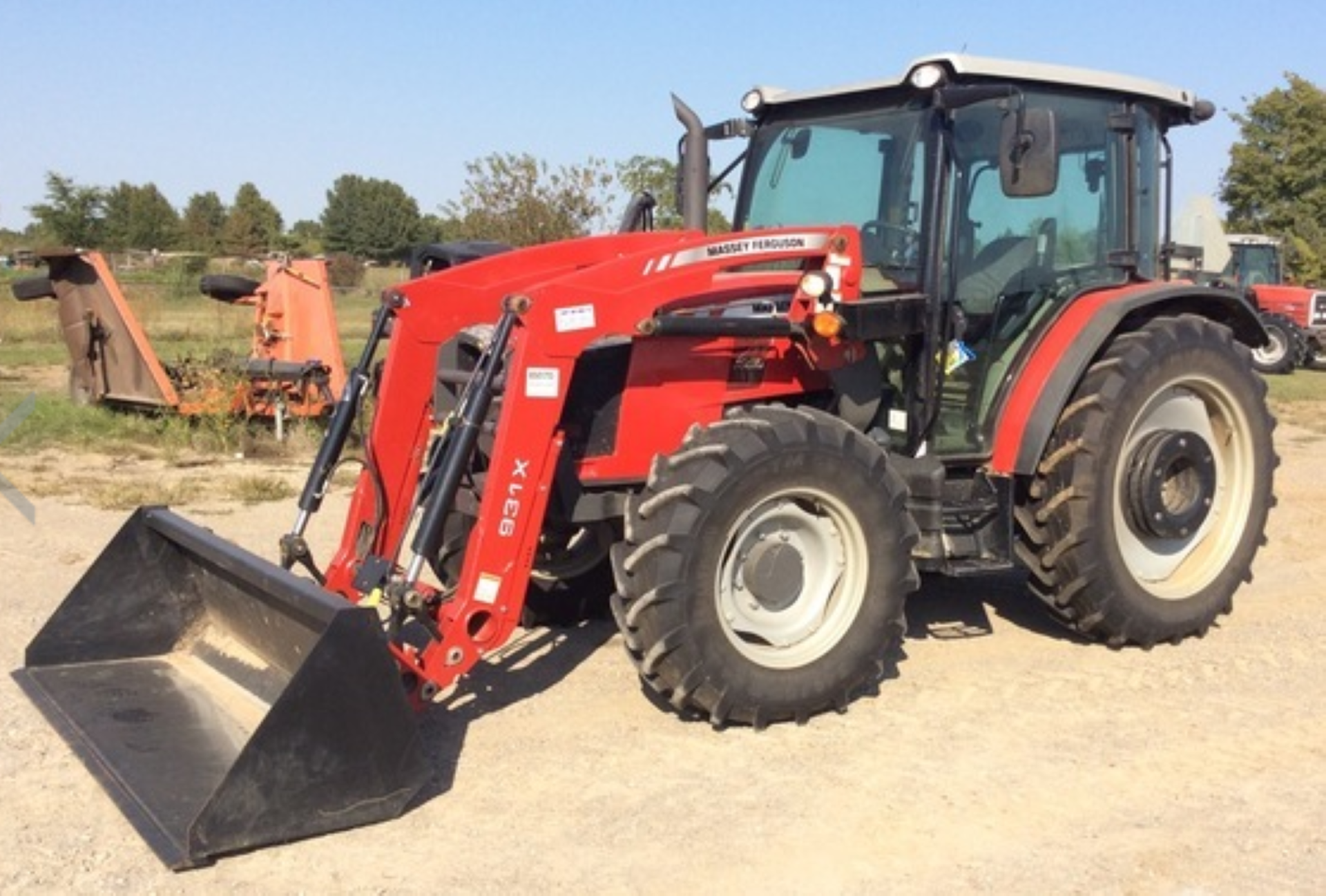 2018 MASSEY FERGUSON 4710 4WD TRACTOR WITH LOADER, AGCO 3.3 LITRE 3CYL TURBO DIESEL *PLUS VAT* - Image 9 of 21