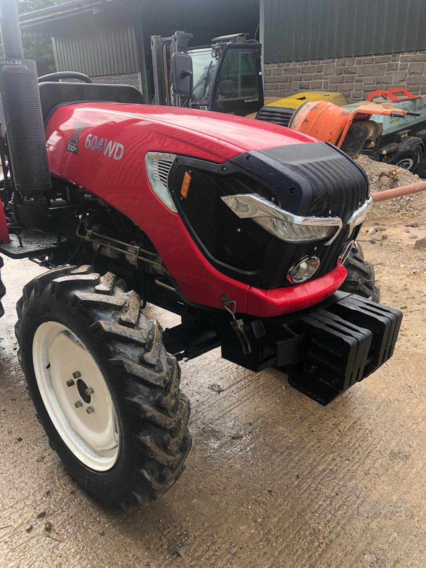 2019 ZOOM 604WD TRACTOR, RUNS AND DRIVES, BRAND NEW AND UNUSED *PLUS VAT* - Image 2 of 7