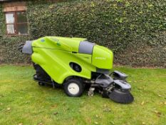 MA - TENNANT GREEN MACHINE MODEL: 414S2D PEDESTRIAN SWEEPER/ COLLECTOR, GENUINE 7 HOURS FROM NEW