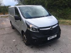 2019/19 REG VAUXHALL VIVARO 2700 CDTI S/S 1.6 DIESEL SILVER PANEL VAN, SHOWING 0 FORMER KEEPERS