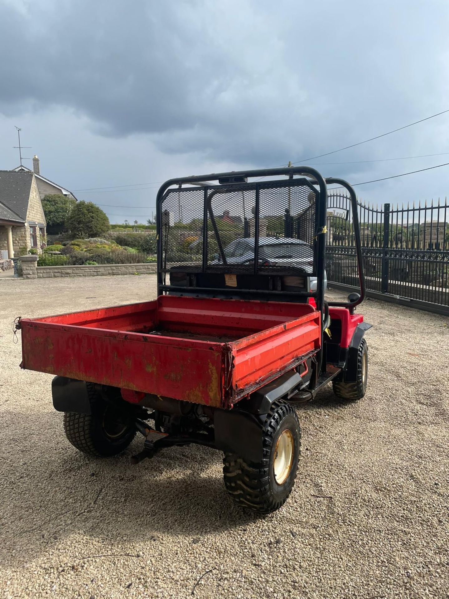 KAWASAKI MULE 2500 FARM BUGGY, RUNS AND WORKS *NO VAT* - Image 3 of 5