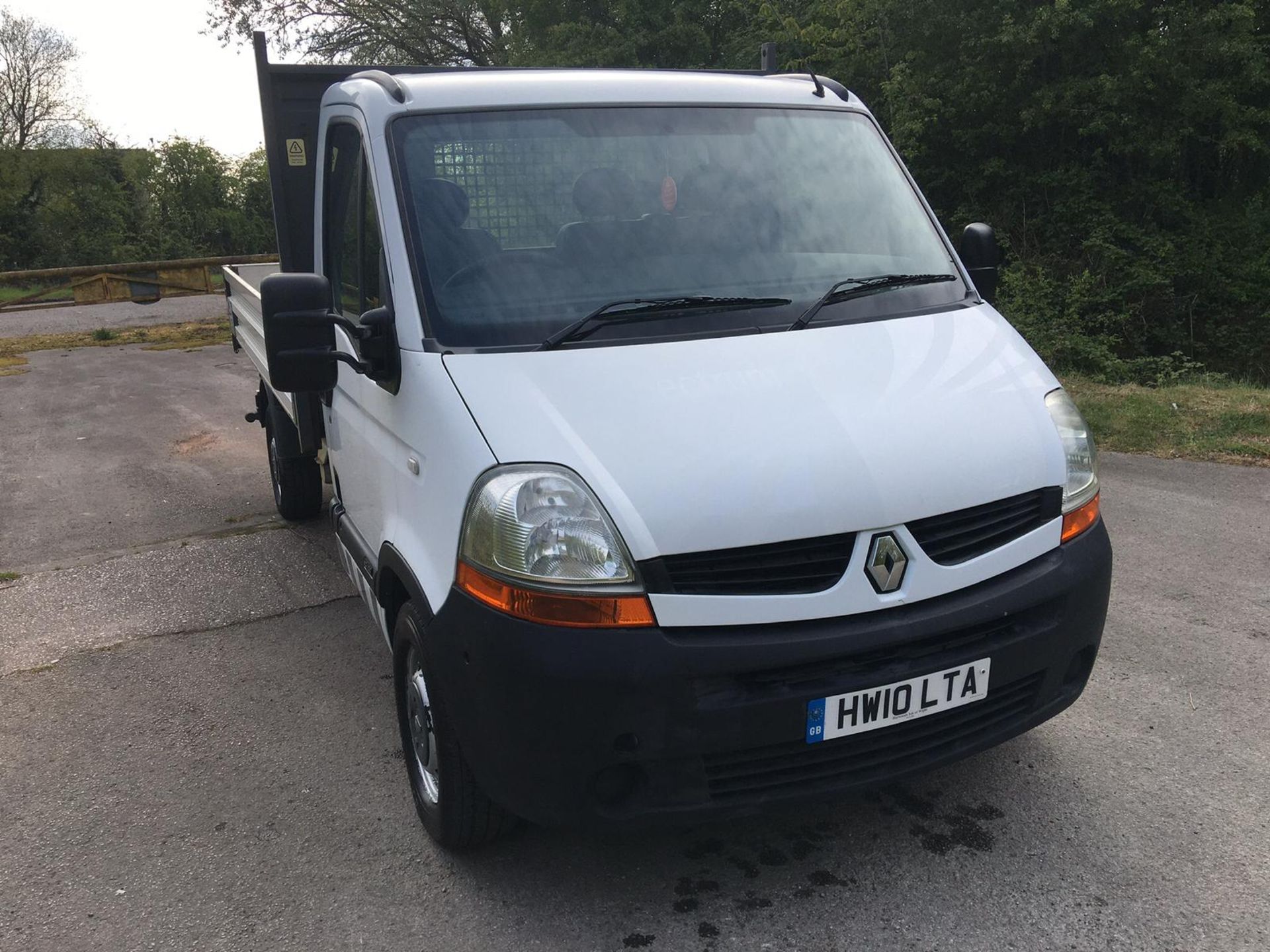 2010 RENAULT MASTER ML35 DCI 100 WHITE TIPPER, 69124 MILES, DIESEL ENGINE, TOWBAR *NO VAT* - Image 4 of 26