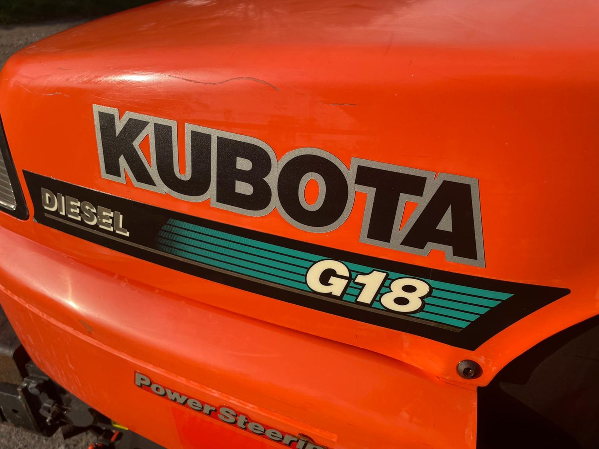 Kubota G18 Ride On Mower, Runs Drives And Cuts, High Tip Collector, Hydrostatic *NO VAT* - Image 8 of 12