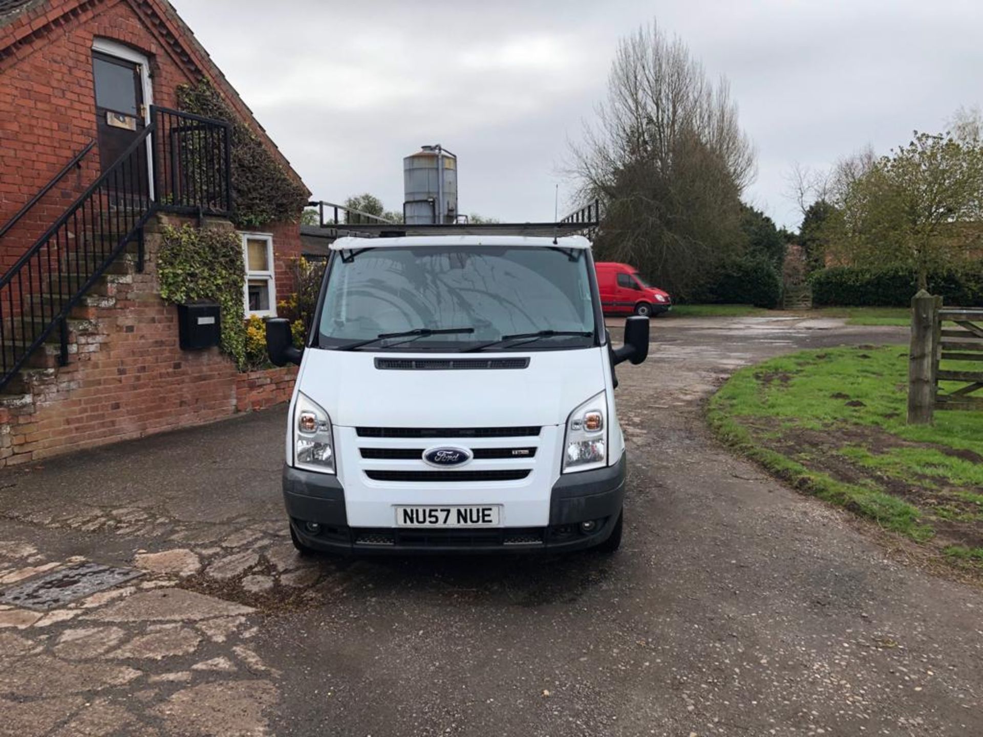 2007 FORD TRANSIT 110 T2G0S FWD PANEL VAN, 2.2 DIESEL ENGINE, AIR CONDITIONING *NO VAT* - Image 2 of 10