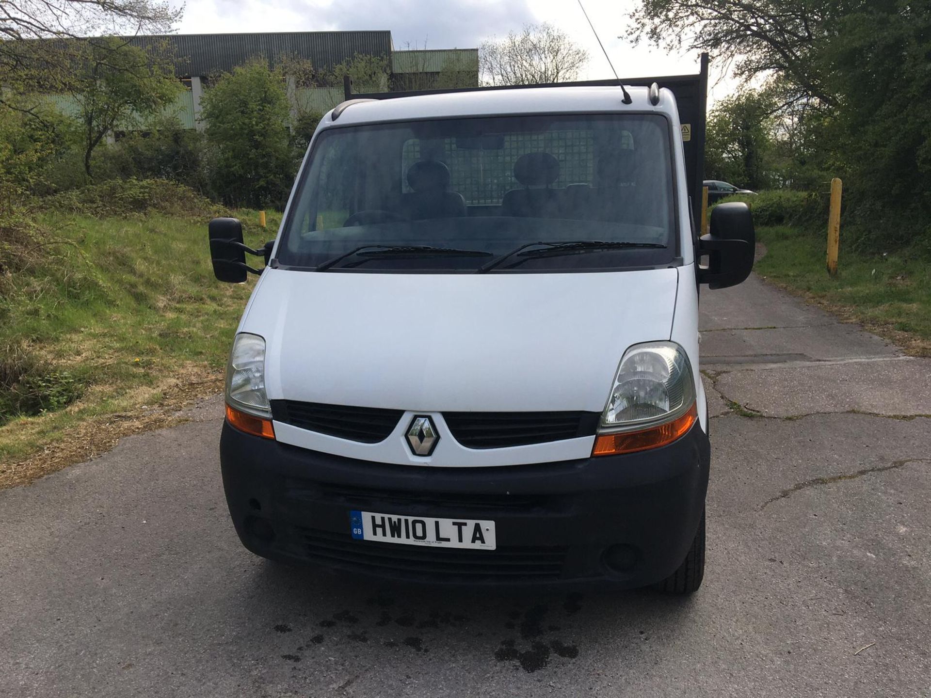 2010 RENAULT MASTER ML35 DCI 100 WHITE TIPPER, 69124 MILES, DIESEL ENGINE, TOWBAR *NO VAT* - Image 3 of 26