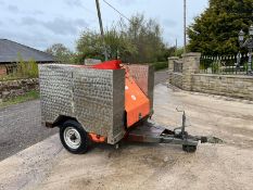 DEMON SINGLE AXLE TOWBEHIND PRESSURE WASHER, 9HP HONDA DIESEL ENGINE, HOSES ARE INCLUDED *PLUS VAT*