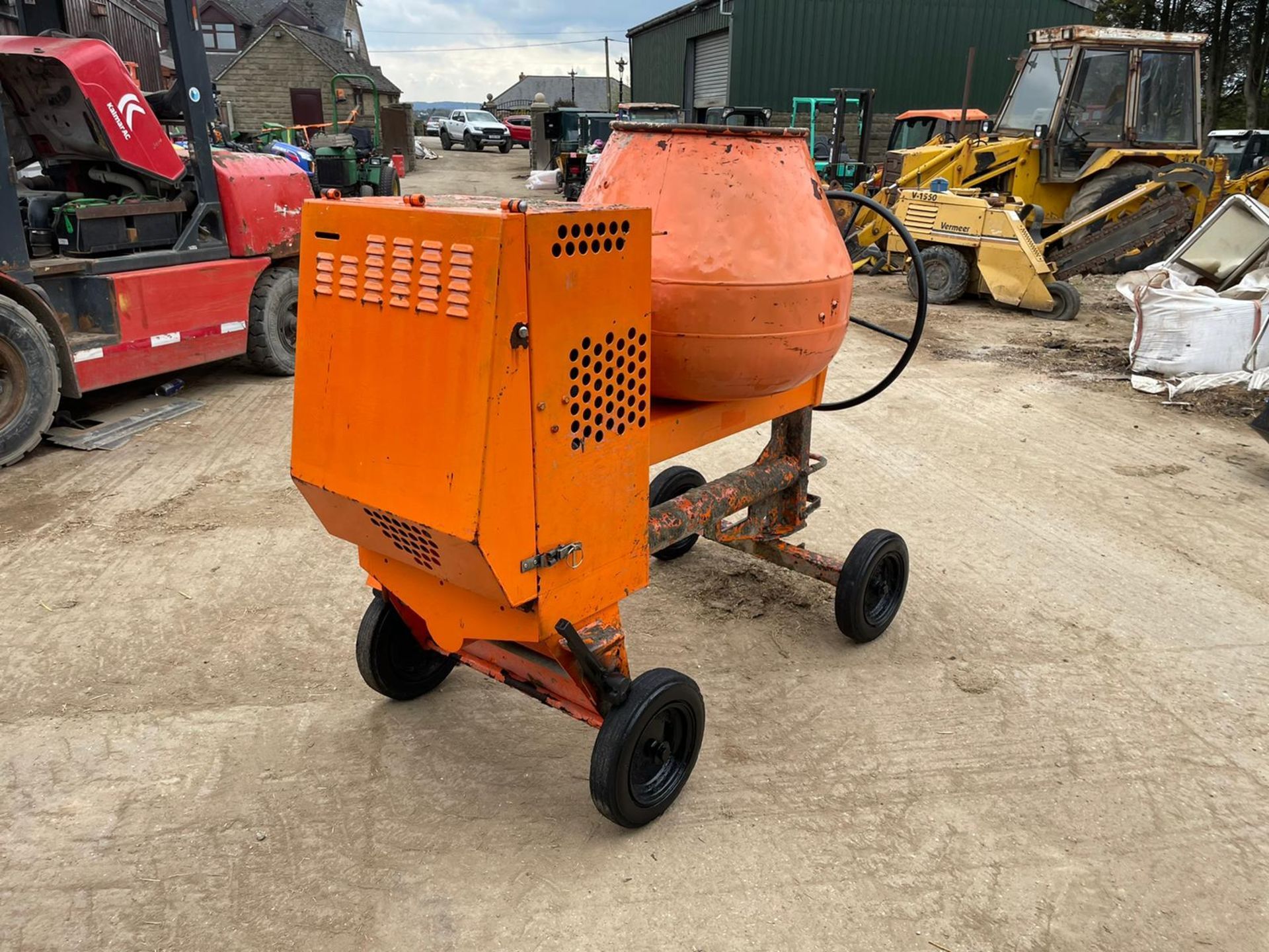 BELLE PREMIER 100XT CONCRETE MIXER, YANMAR DIESEL ENGINE, GOOD COMPRESSION *NO VAT* - Image 2 of 5