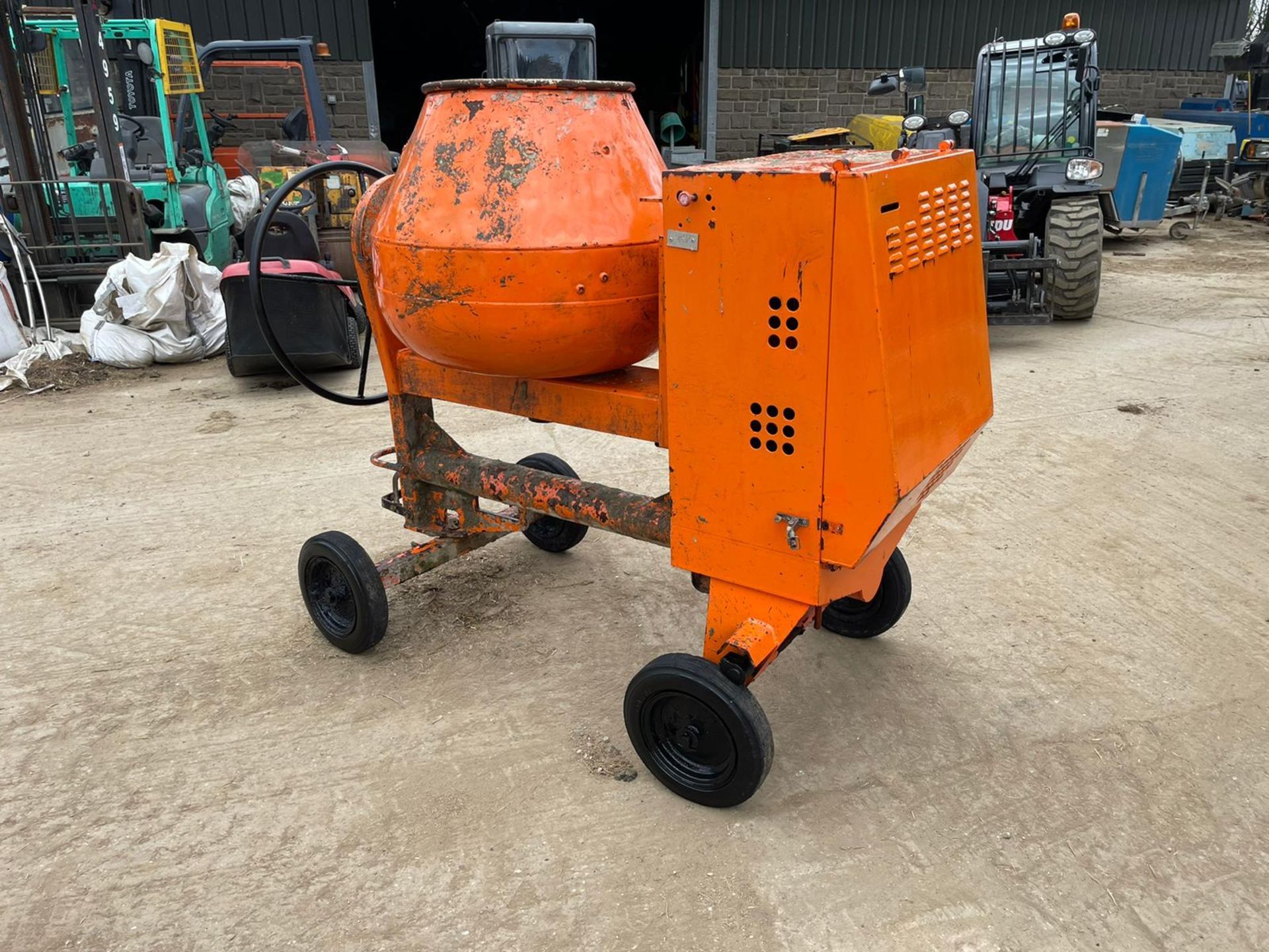 BELLE PREMIER 100XT CONCRETE MIXER, YANMAR DIESEL ENGINE, GOOD COMPRESSION *NO VAT* - Image 3 of 5