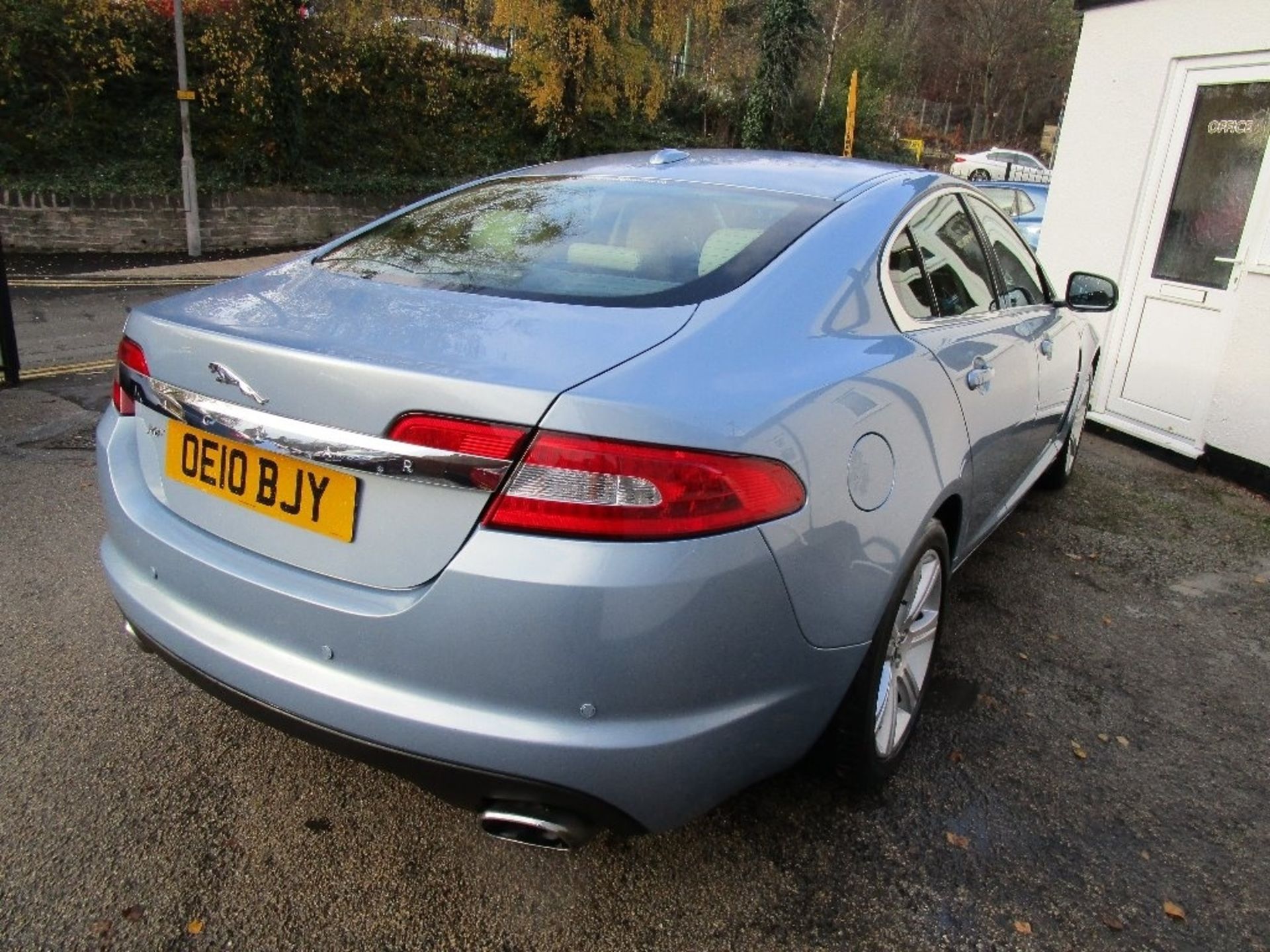 2010 (10) JAGUAR XF LUXURY V6 4 DOOR SALOON, 3.0 PETROL ENGINE, 68.900 MILES *NO VAT* - Image 8 of 15