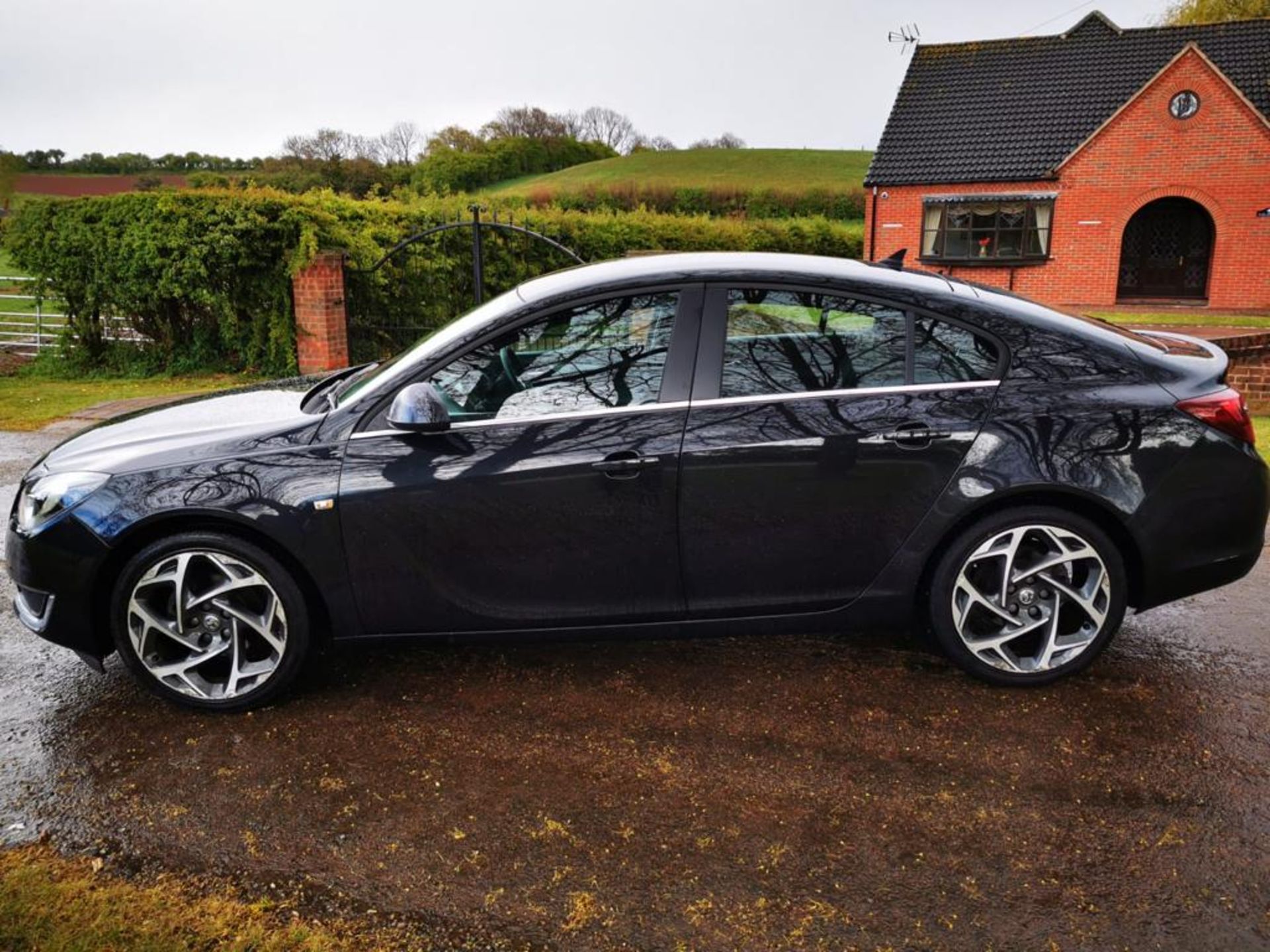 2015 VAUXHALL INSIGNIA DSIGN NAV CDTI E BLACK 5 DOOR HATCHBACK, 2.0 DIESEL ENGINE *NO VAT* - Image 4 of 22