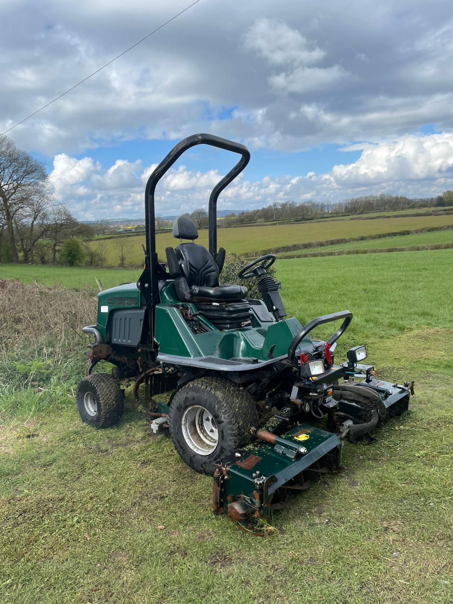 2009 HAYTER LT324 RIDE ON LAWN MOWER, RUNS DRIVES AND CUTS, 4 WHEEL DRIVE *PLUS VAT*