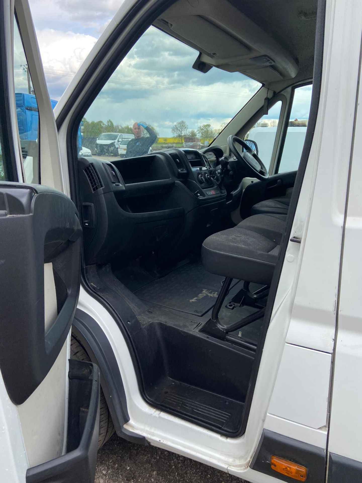 2015 CITROEN RELAY 35 HEAVY L4H2 EPRISE HDI WHITE PANEL VAN, L4 MODEL, 2.2 DIESEL ENGINE, 81K MILES - Image 7 of 9