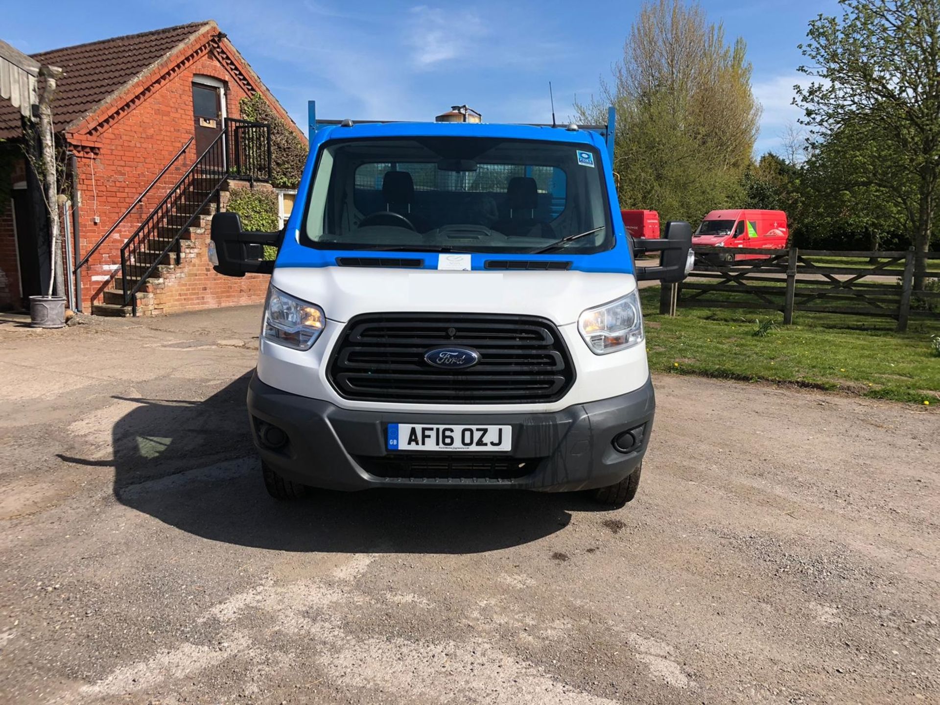 2016 FORD TRANSIT 350 WHITE DROPSIDE LORRY, 2.2 DIESEL ENGINE, SHOWING 1 PREVIOUS KEEPER *PLUS VAT* - Image 2 of 16