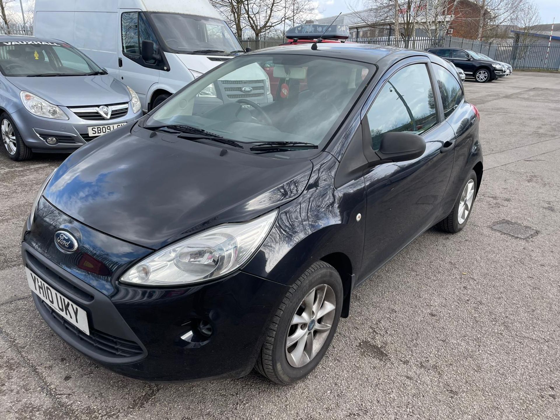 2010 FORD KA STUDIO, BLACK, MANUAL PETROL, 3 DOOR HATCHBACK, 4 PREVIOUS KEEPERS, NO VAT - Image 10 of 10