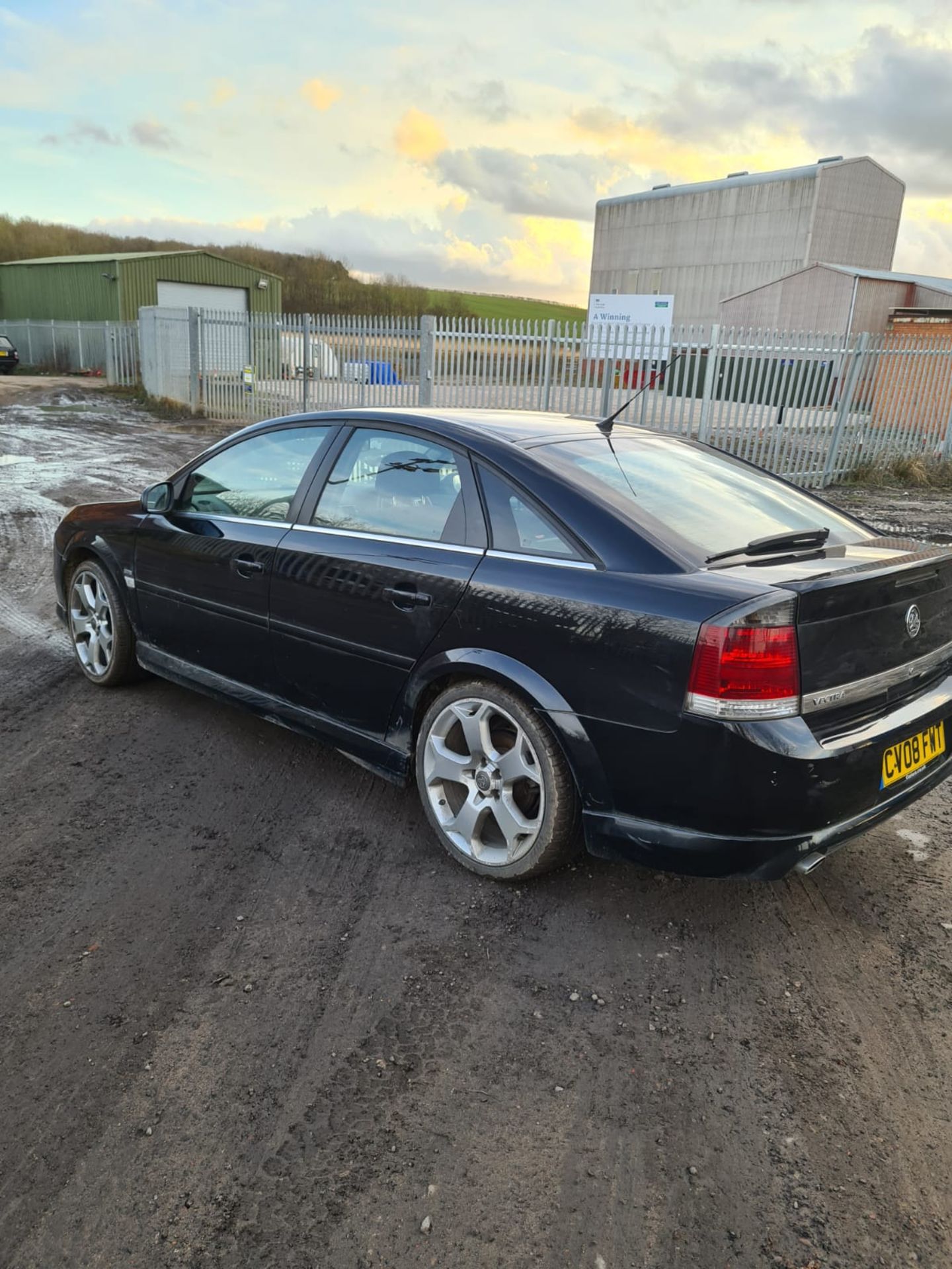 2008/08 REG VAUXHALL VECTRA SRI CDTI 150 1.9 DIESEL BLACK 5 DOOR HATCHBACK *NO VAT* - Image 4 of 6