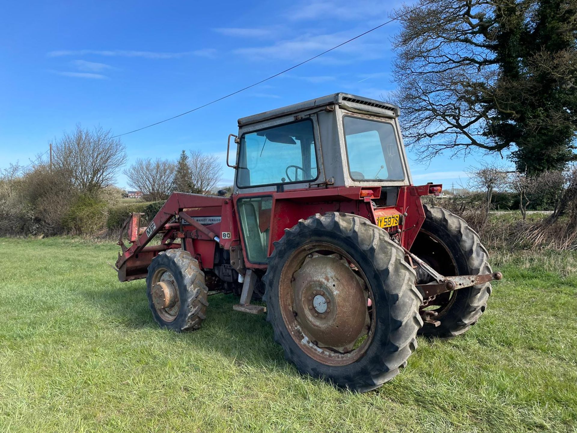 1999 MASSEY FERGUSON MG590 TRACTOR WITH LOADER, RUNS DRIVES AND LIFTS, CABBED *PLUS VAT* - Image 6 of 9