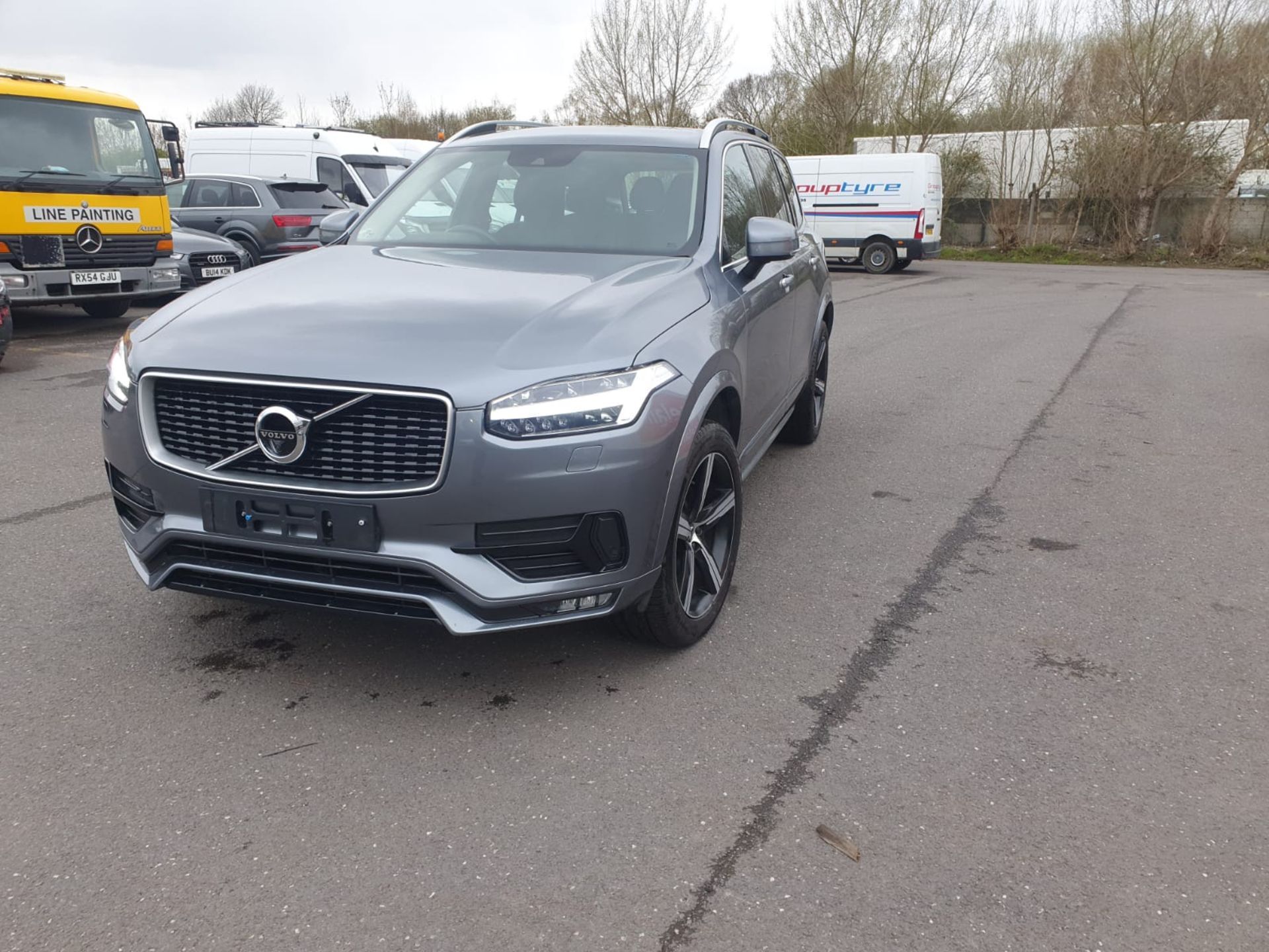 LOW MILEAGE, 2018/18 REG VOLVO XC90 MOMENTUM D5 P-PULSE 2.0 DIESEL 7 SEAT, SHOWING 0 FORMER KEEPERS - Image 3 of 18