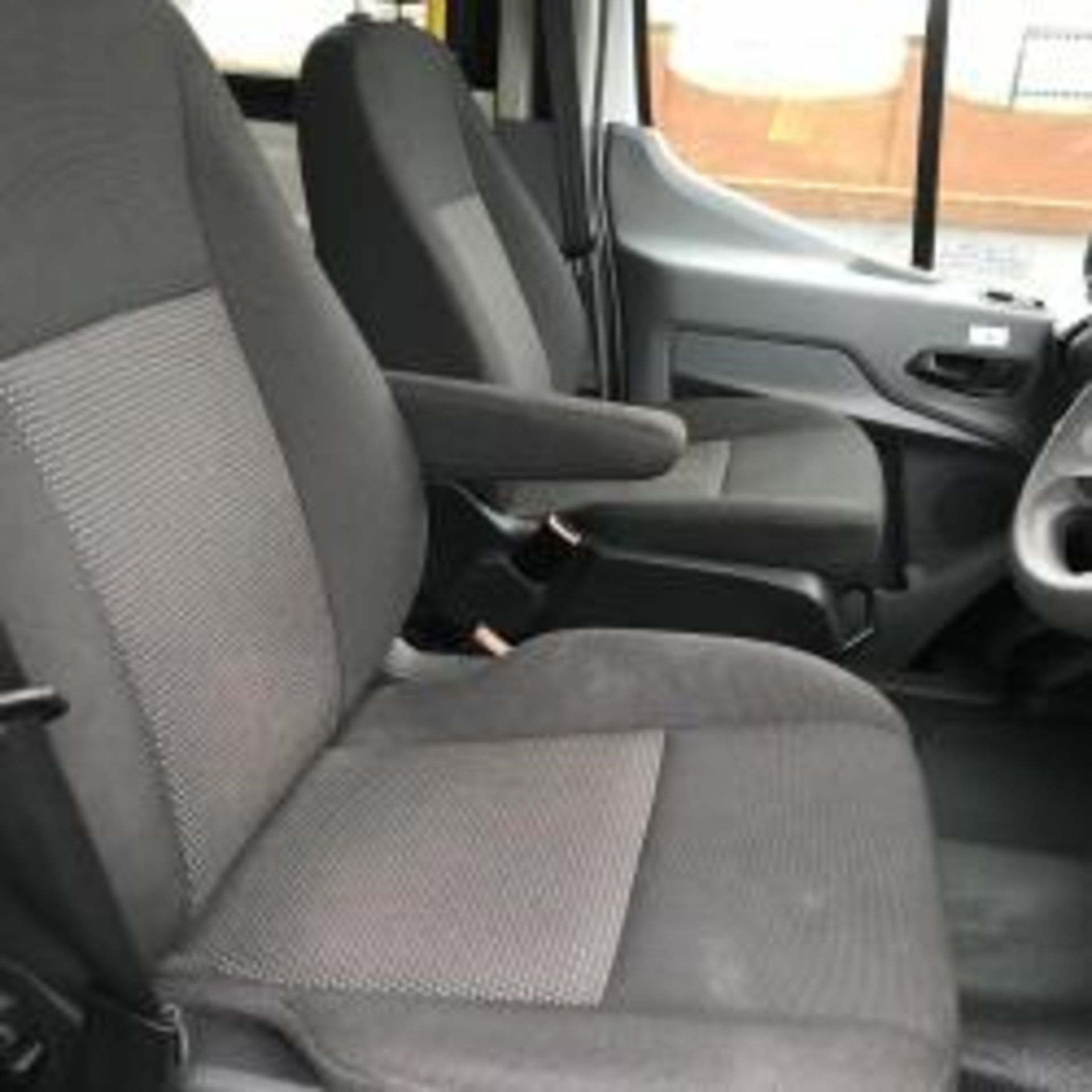 2014 (64) FORD TRANSIT 460 ECONETIC TECH, 17 SEAT MINI BUS, DIESEL, ONLY 24,000 MILES *PLUS VAT* - Image 10 of 21