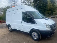 2013/13 REG FORD TRANSIT 100 T350 RWD 2.2 DIESEL WHITE PANEL VAN, SHOWING 0 FORMER KEEPERS *PLUS VAT