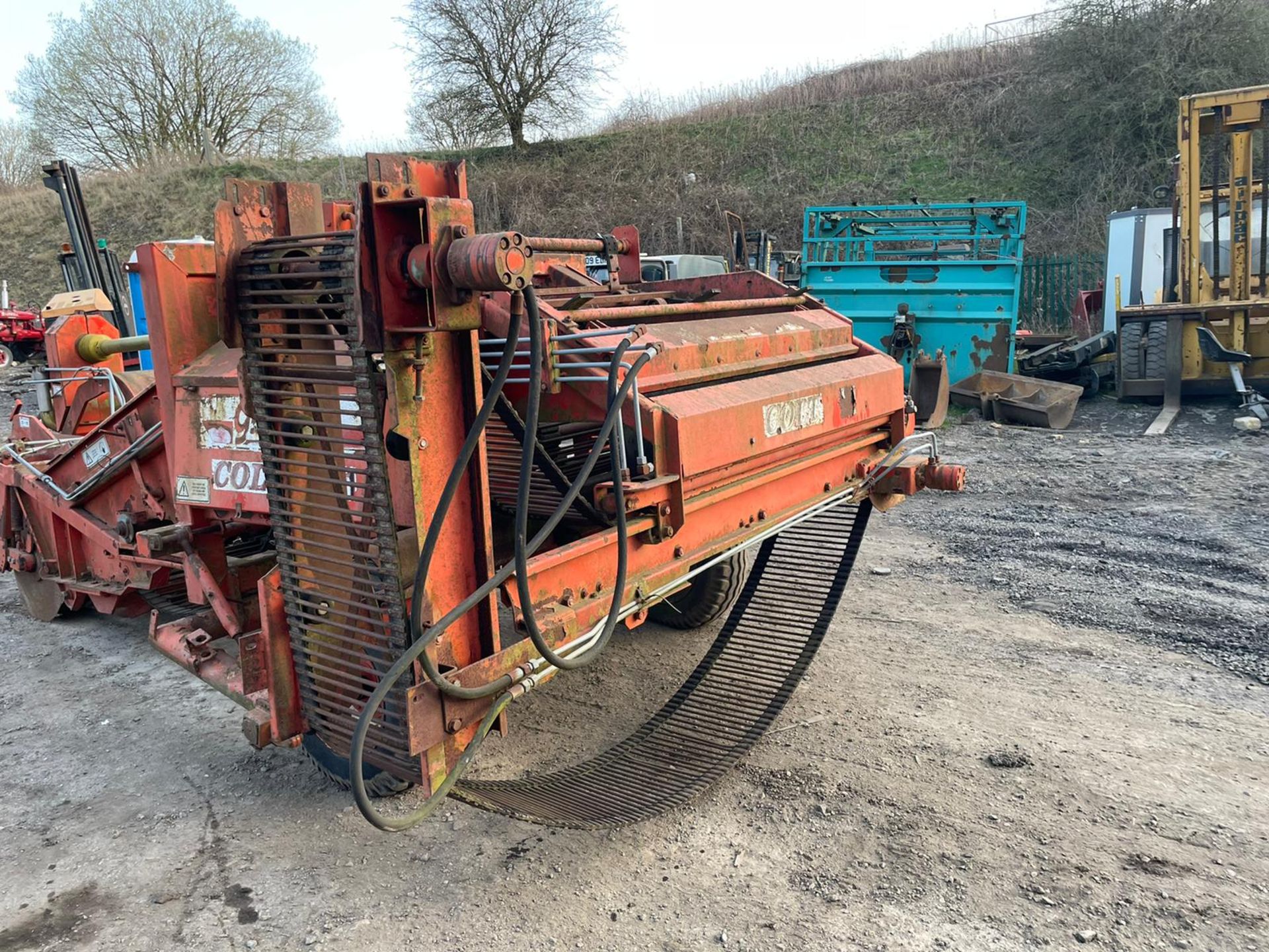 GRIMME COLT 91 STONE PICKER, PTO DRIVEN, SUITABLE FOR 3 POINT LINKAGE *PLUS VAT* - Image 3 of 5