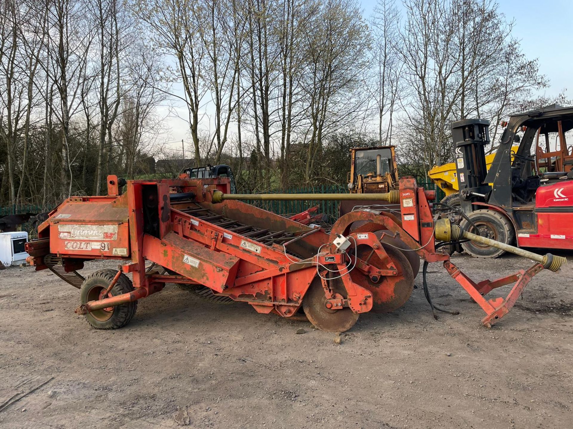 GRIMME COLT 91 STONE PICKER, PTO DRIVEN, SUITABLE FOR 3 POINT LINKAGE *PLUS VAT*