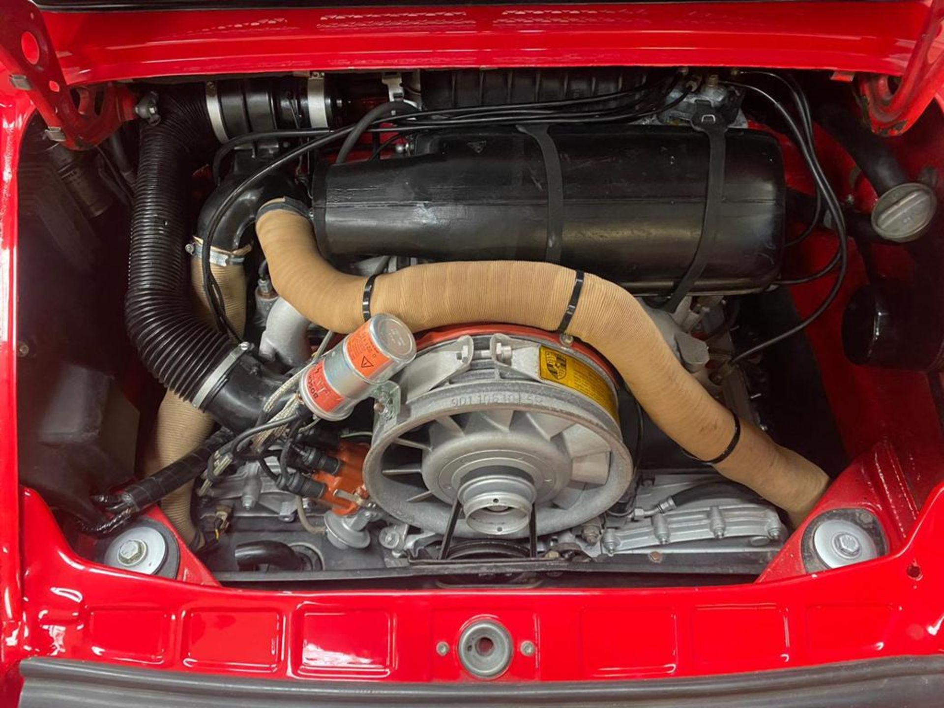 1980 Porsche 911 sc sport but has been fully rebuilt to be identical to a 1974 911 rsr *NO VAT* - Image 9 of 12