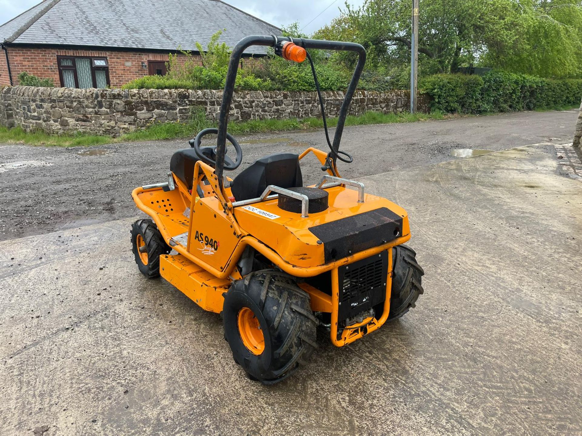 2016 SHERPA AS 940 4WD XL BANK MOWER, RUNS DRIVES AND CUTS, SHOWING A LOW 310 HOURS *PLUS VAT* - Image 5 of 10