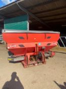 KUHN GLB1400 FERTILISER SPREADER SPINNER, IN WORKING CONDITION, COMES WITH PTO READY TO USE *NO VAT*