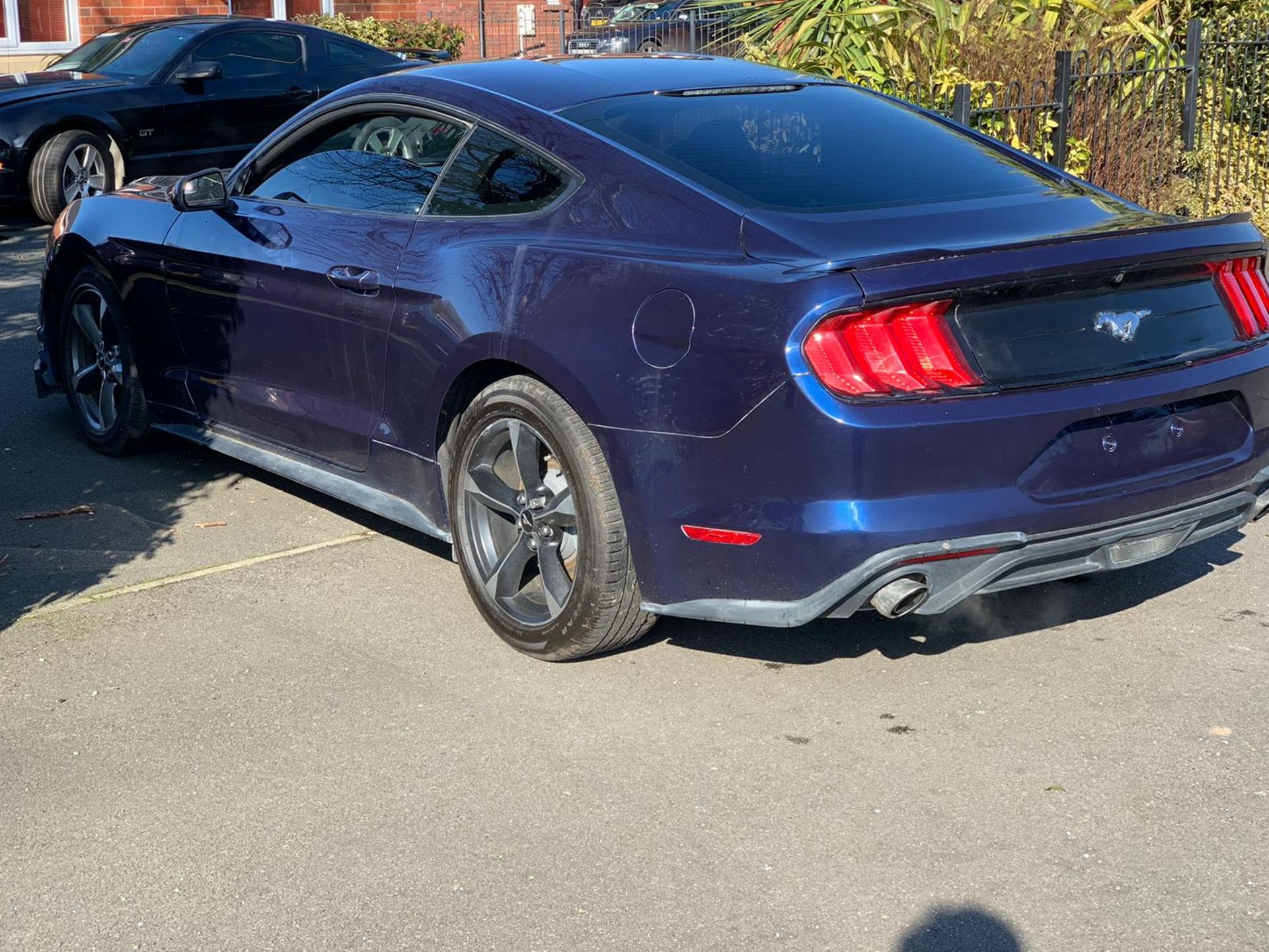 FORD MUSTANG 2019 2.3 ECO V6, 6680 MILEAGE *PLUS VAT* - Image 5 of 7