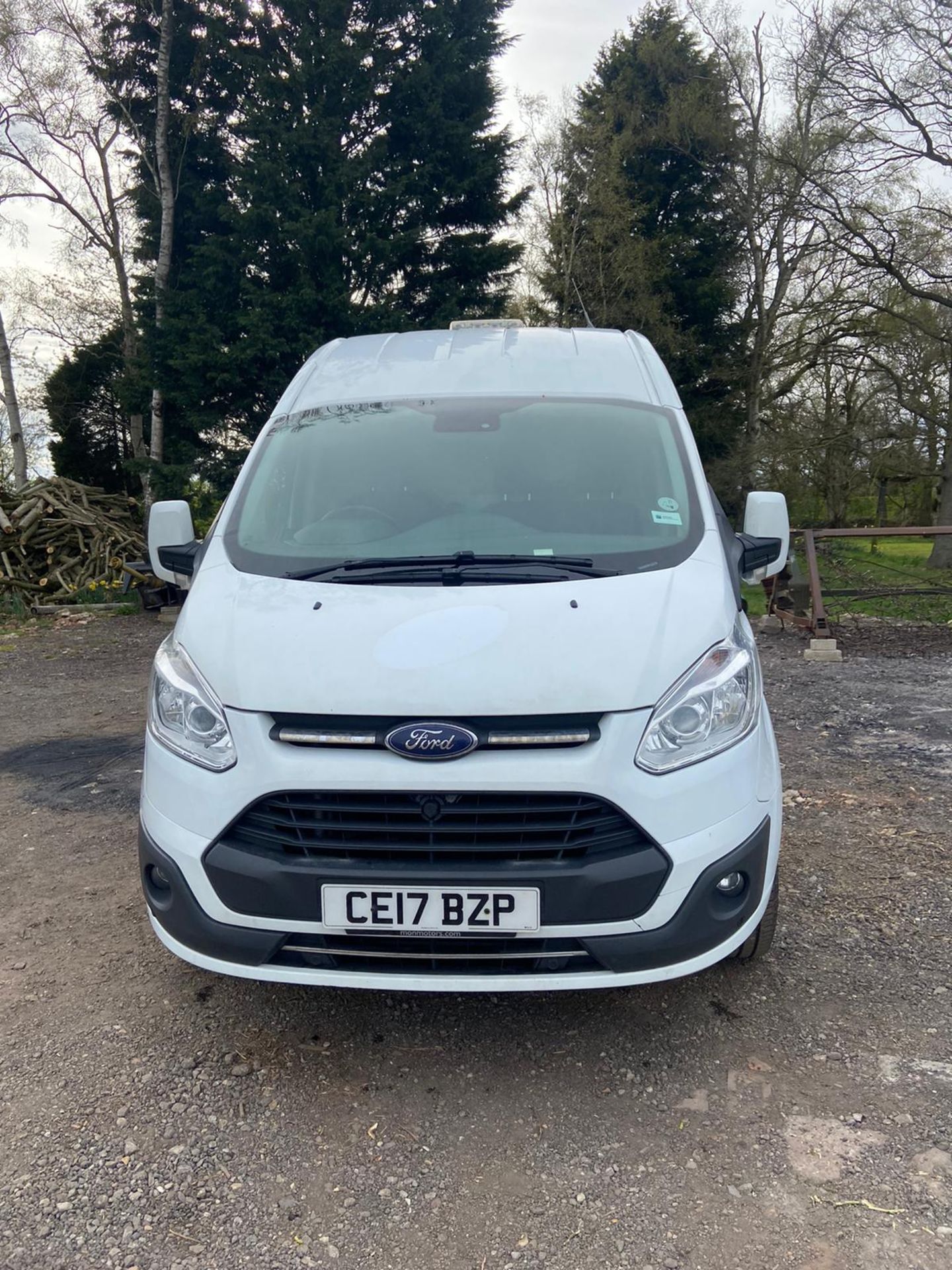 2017 FORD TRANSIT CUSTOM 310 LIMITED SPEC, L1H2 MODEL, 2.0 DIESEL ENGINE *PLUS VAT* - Image 2 of 11