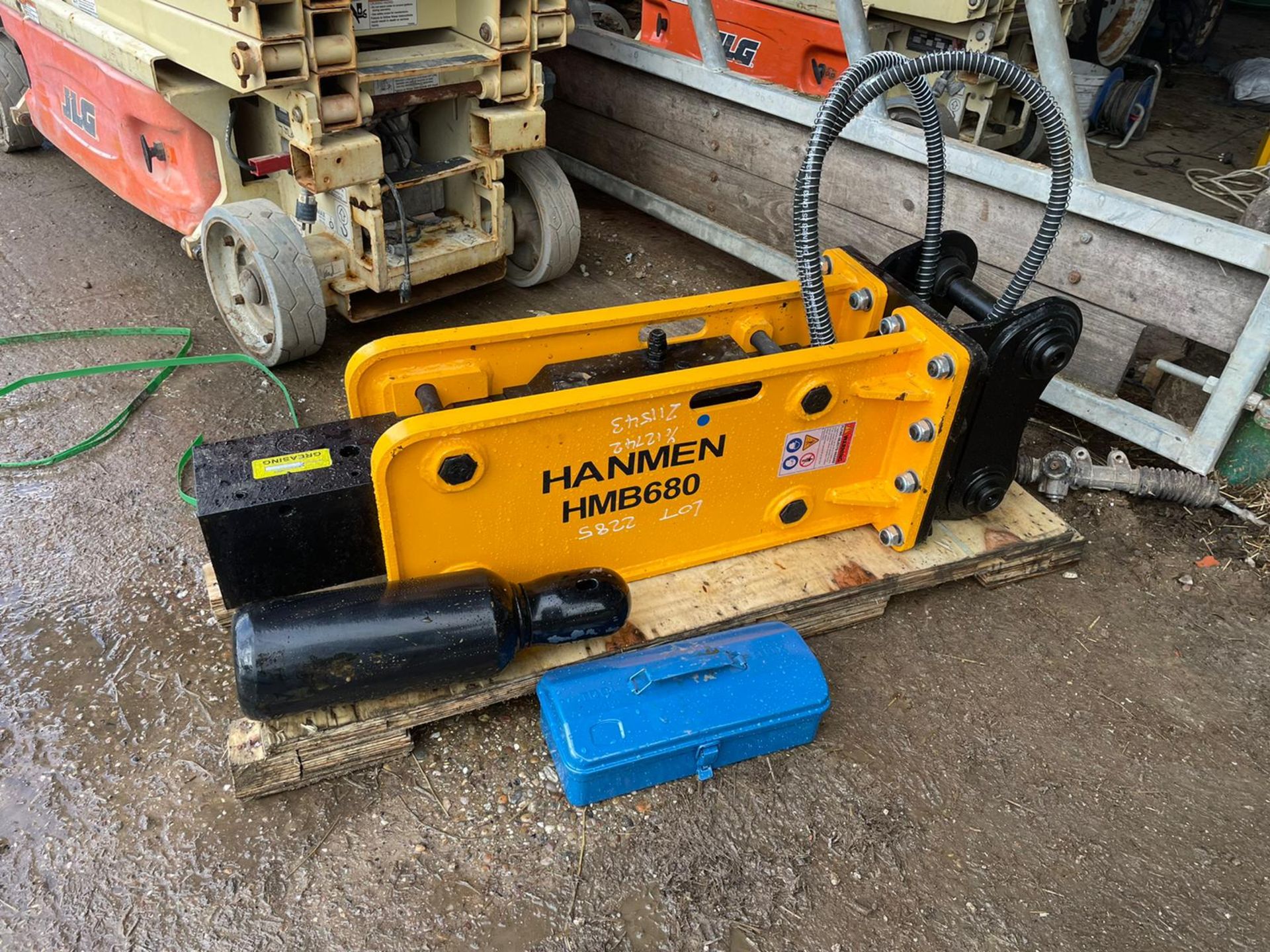 Brand New And Unused Hanmen HMB680 Breaker Suitable For 5-8 Ton Excavator *PLUS VAT*
